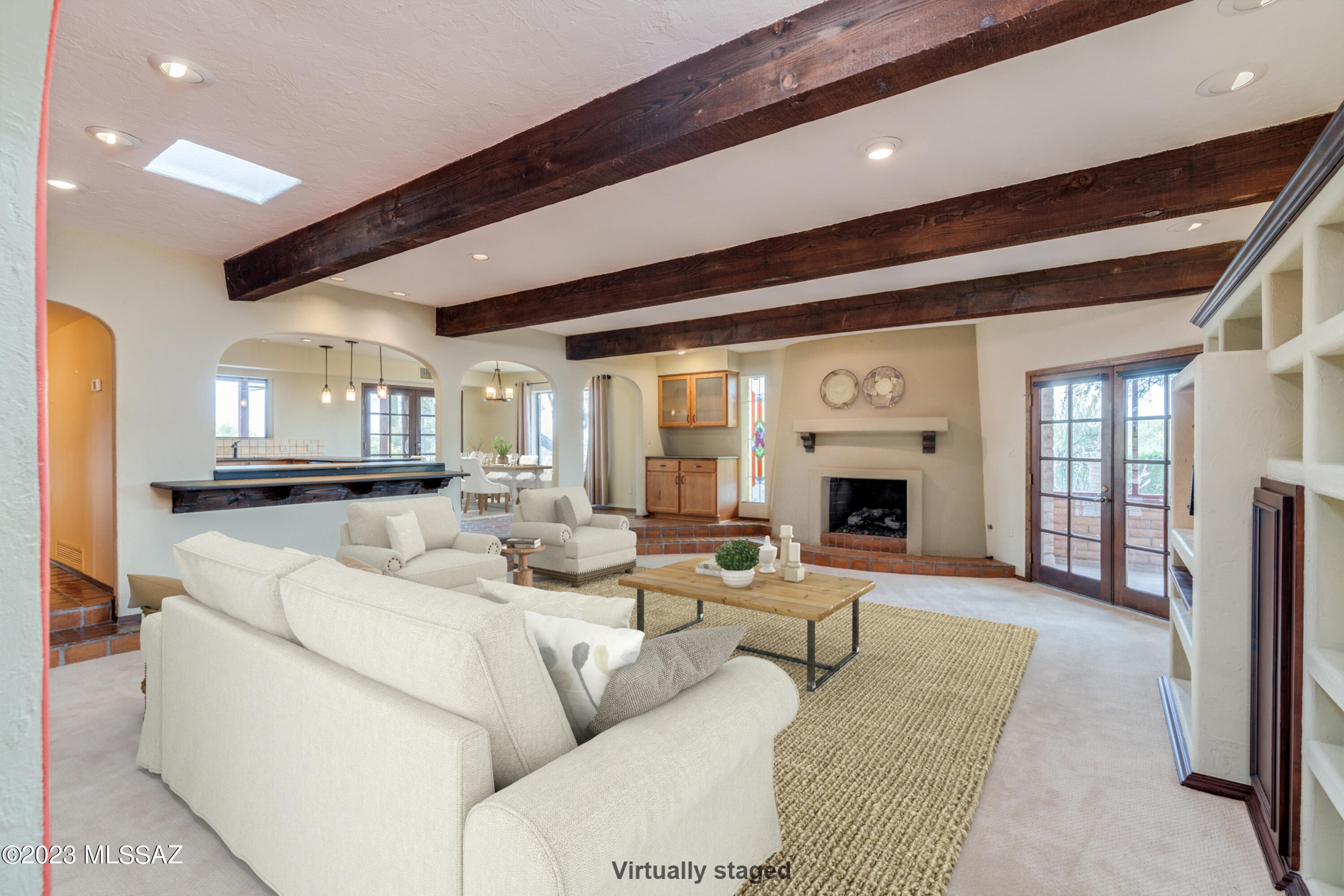 8130 E Ridgewood Drive