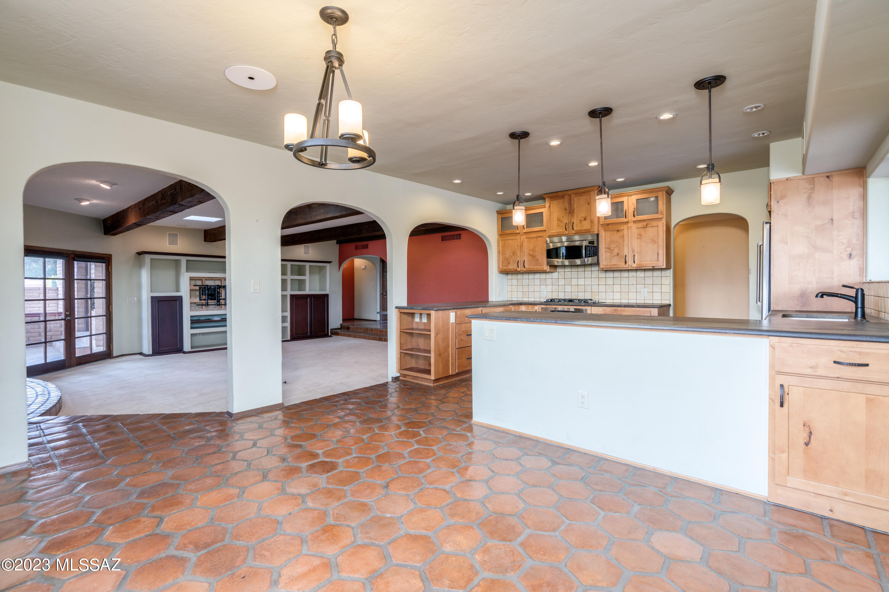 8130 E Ridgewood Drive