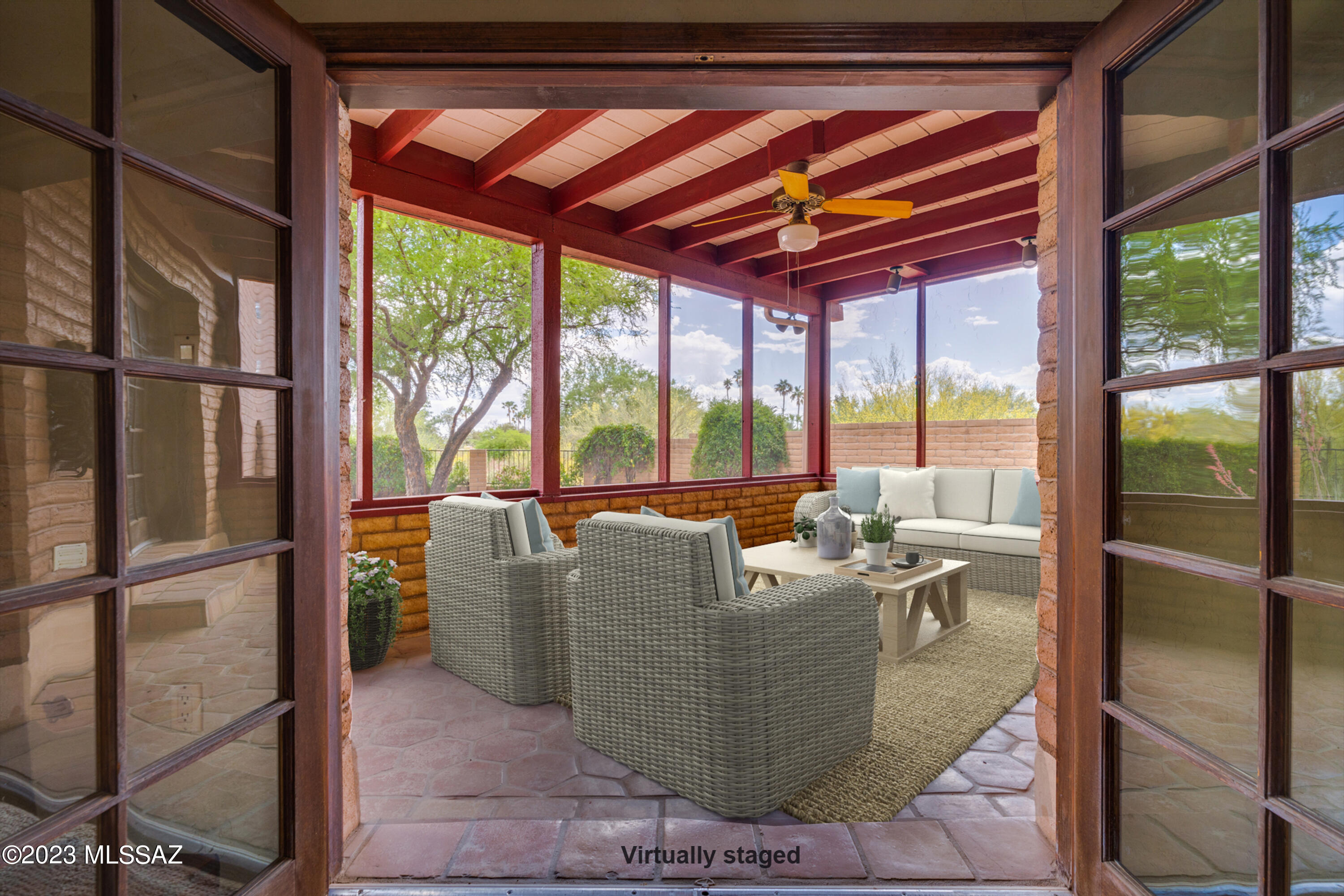 8130 E Ridgewood Drive