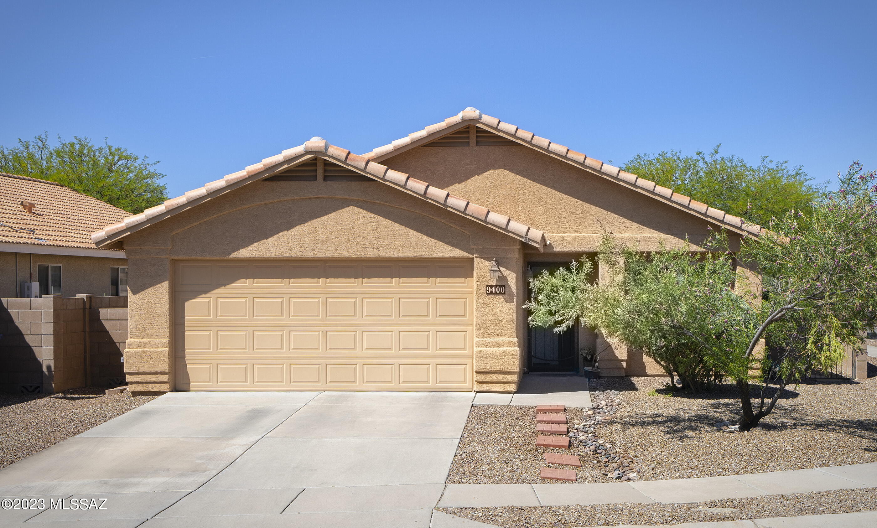 9400 E Marquis Diamond Lane