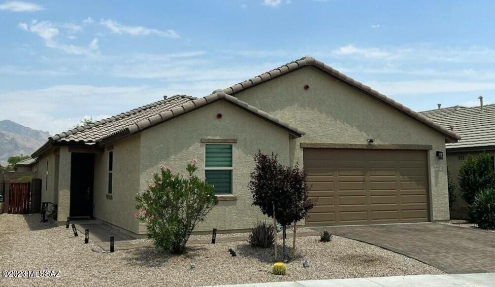 8927 N Hardy Preserve Loop