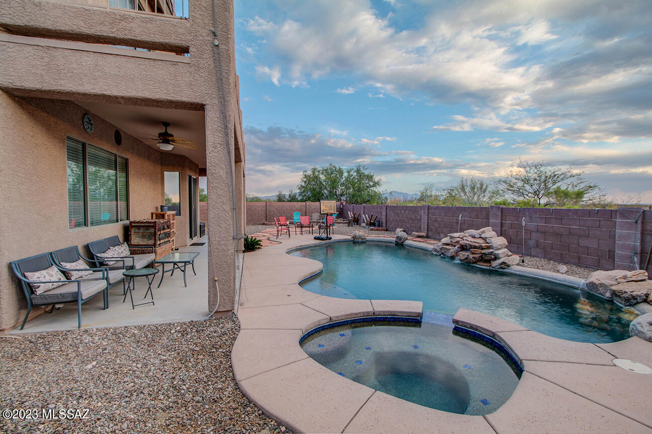 10664 S Kush Canyon Lane