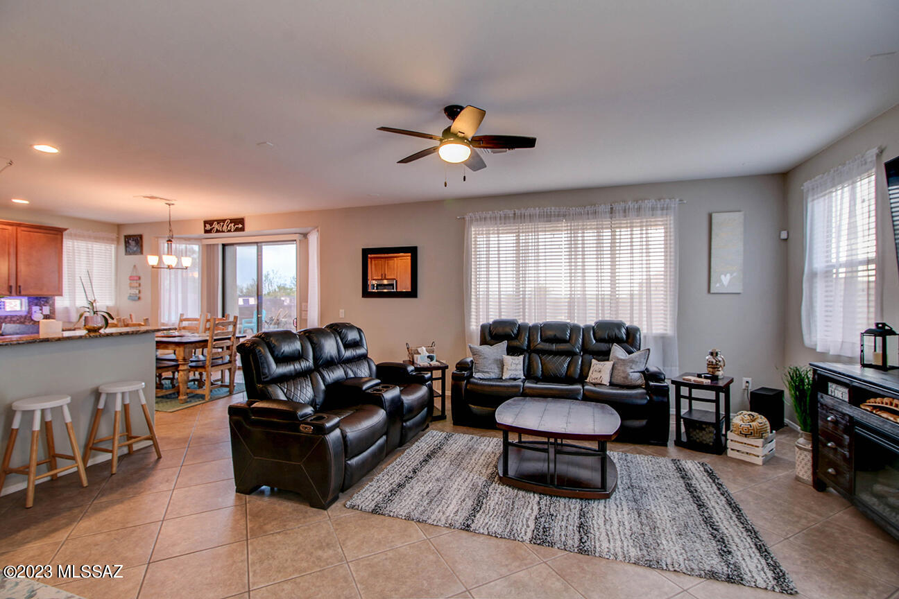 10664 S Kush Canyon Lane