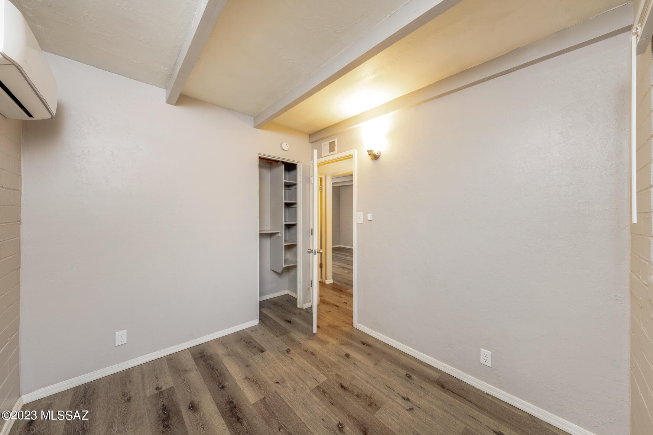 825-829 N Columbus Boulevard