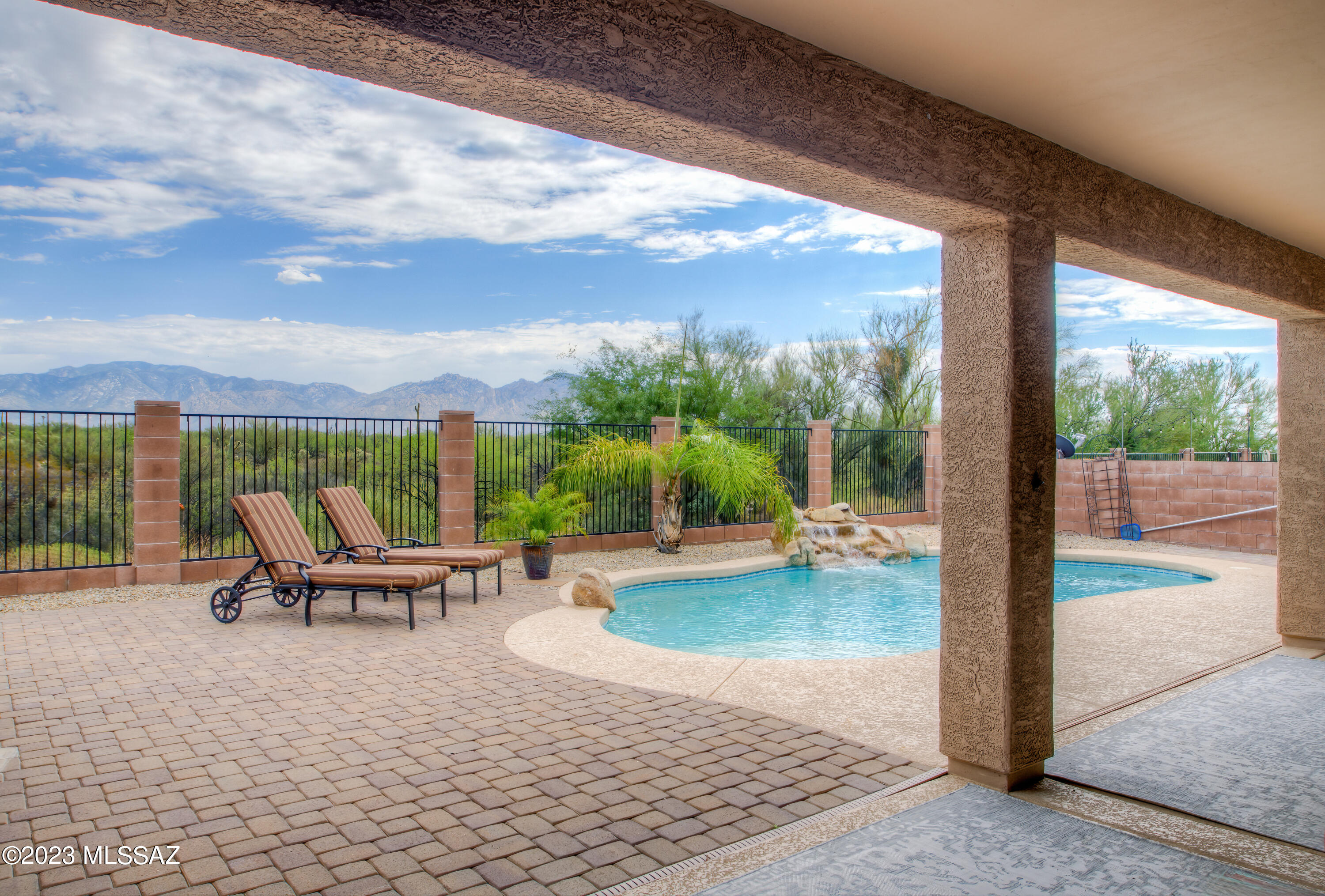 12418 N Paseo Penuela