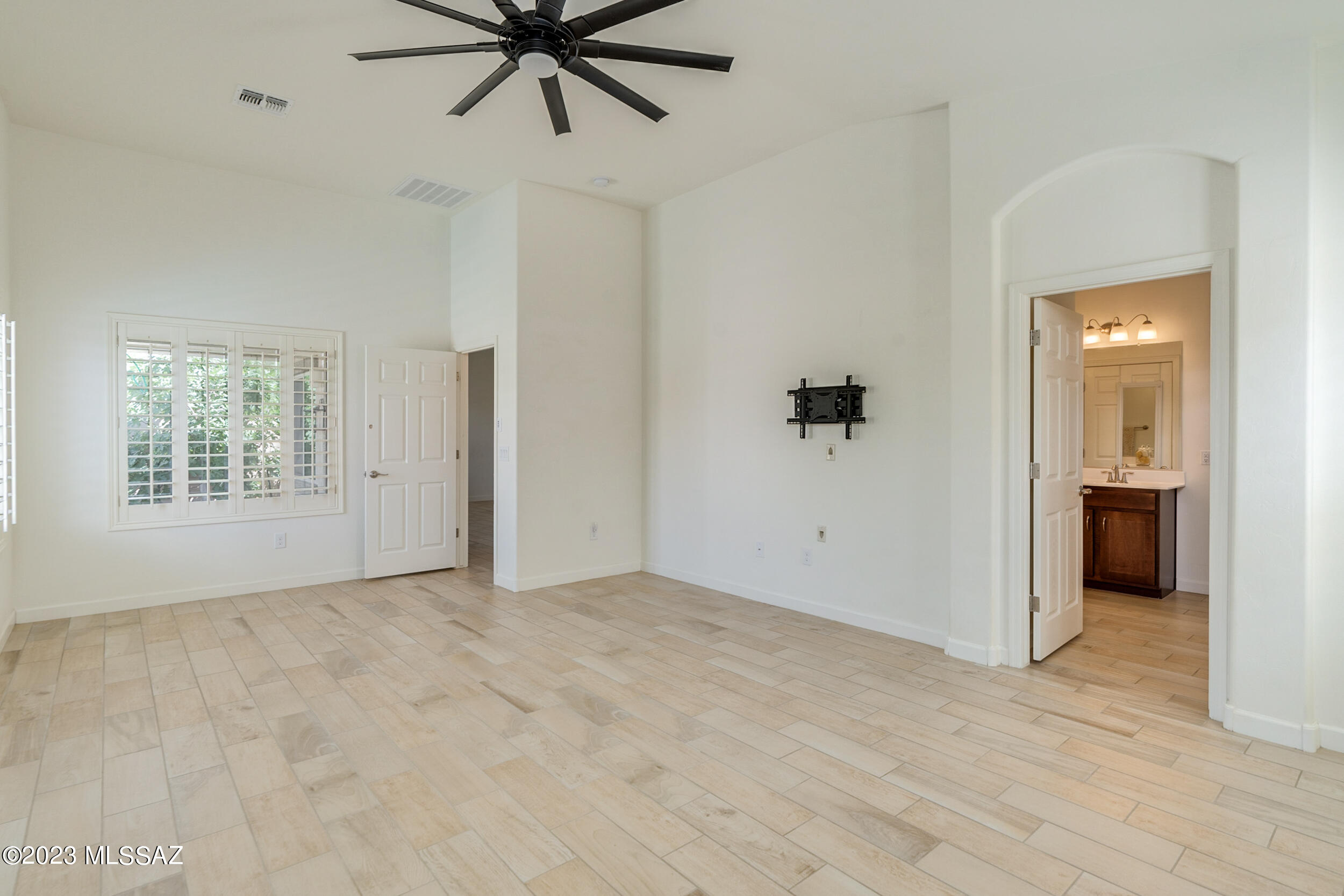 9016 W Birchover Drive