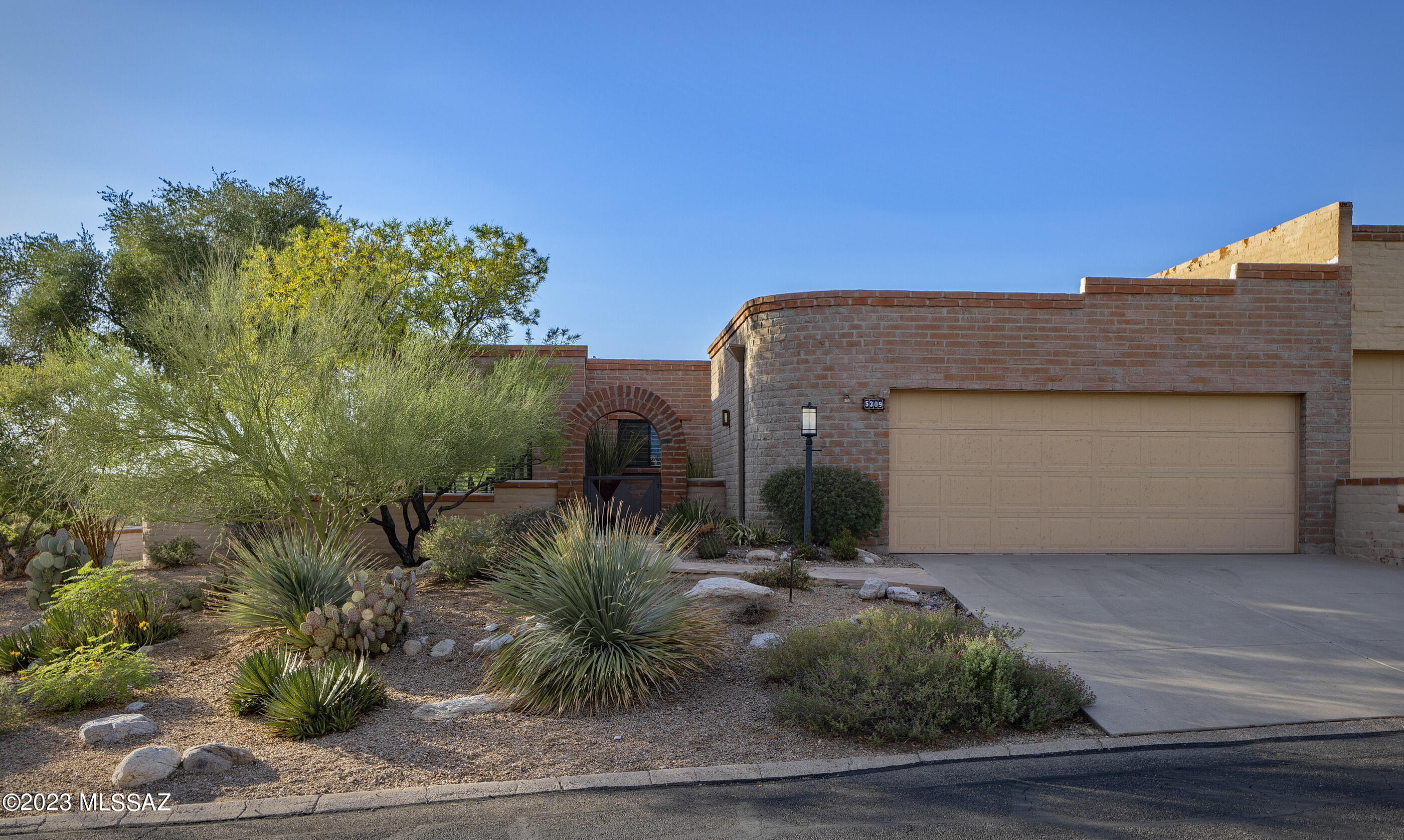 5309 N Fort Yuma Trail