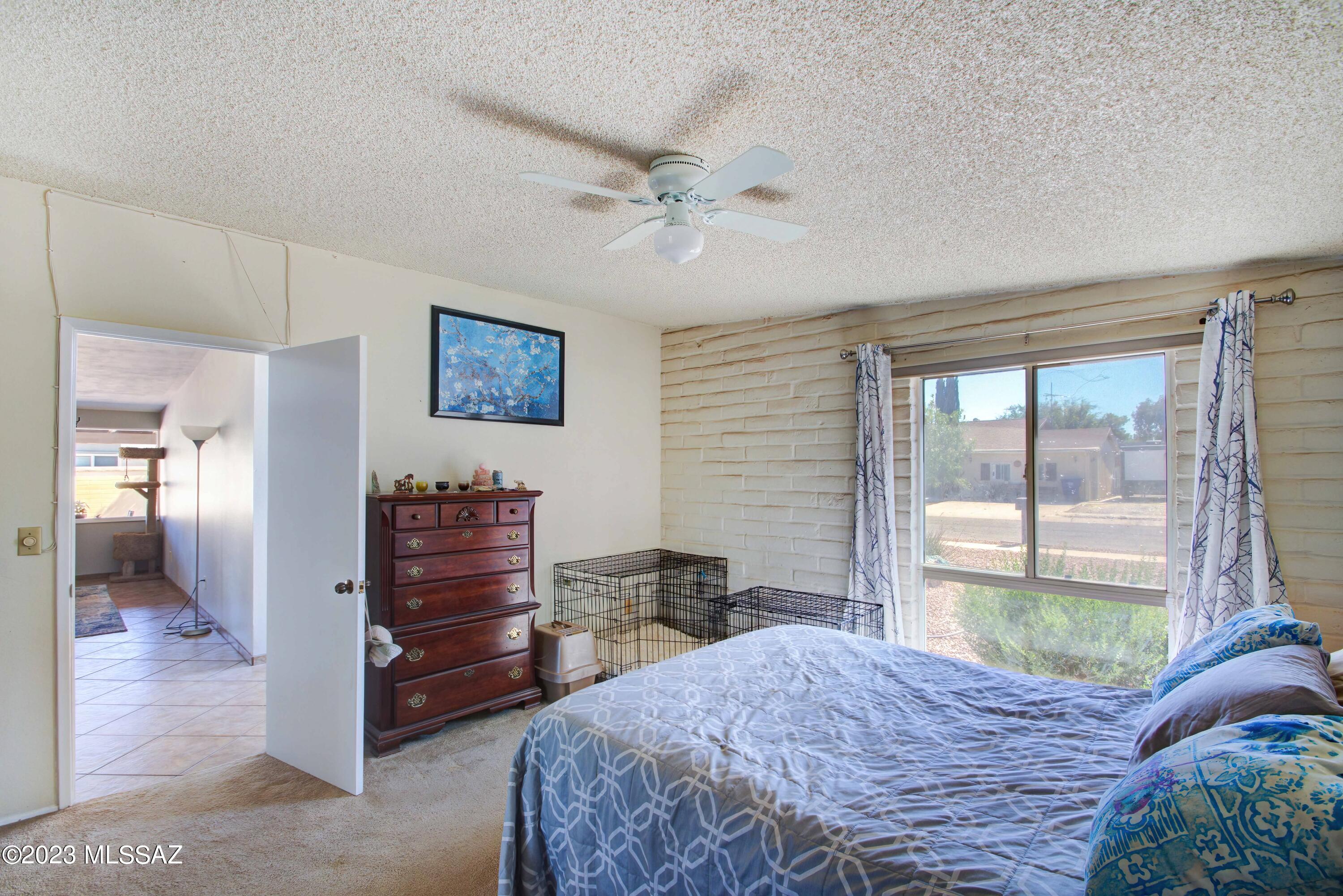 9549 E Calle Cascada