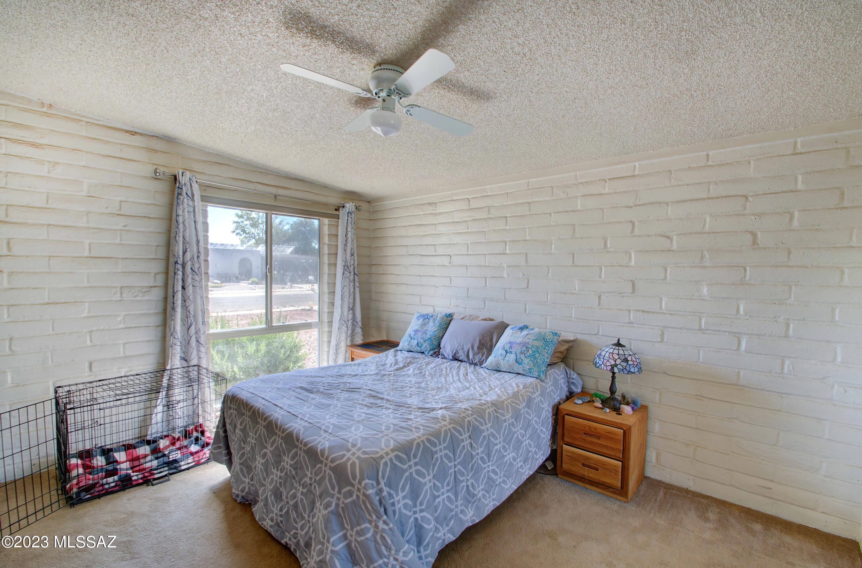 9549 E Calle Cascada