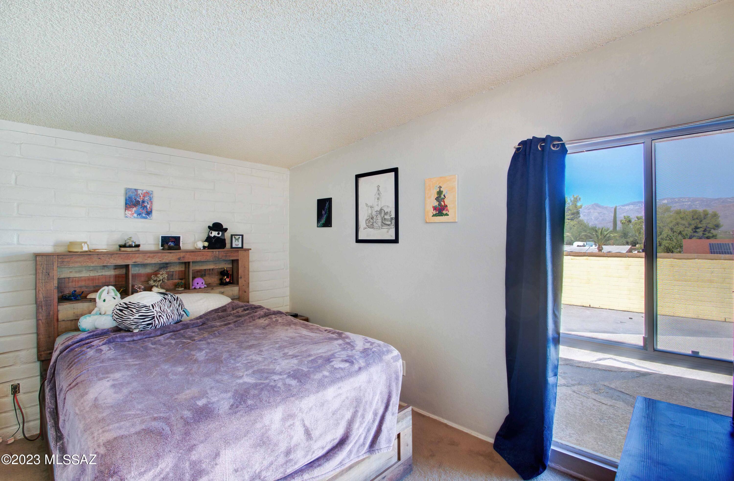 9549 E Calle Cascada