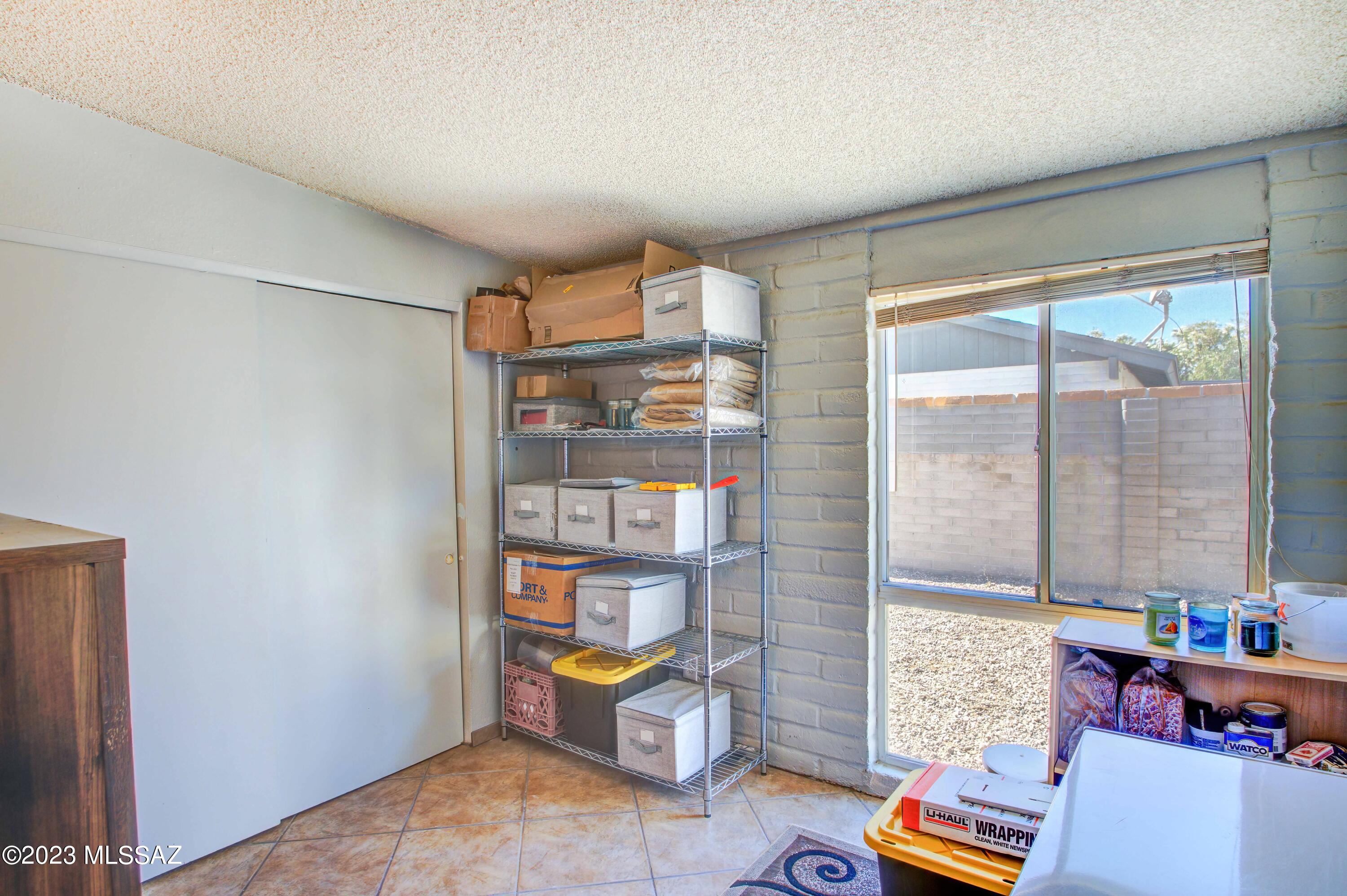 9549 E Calle Cascada