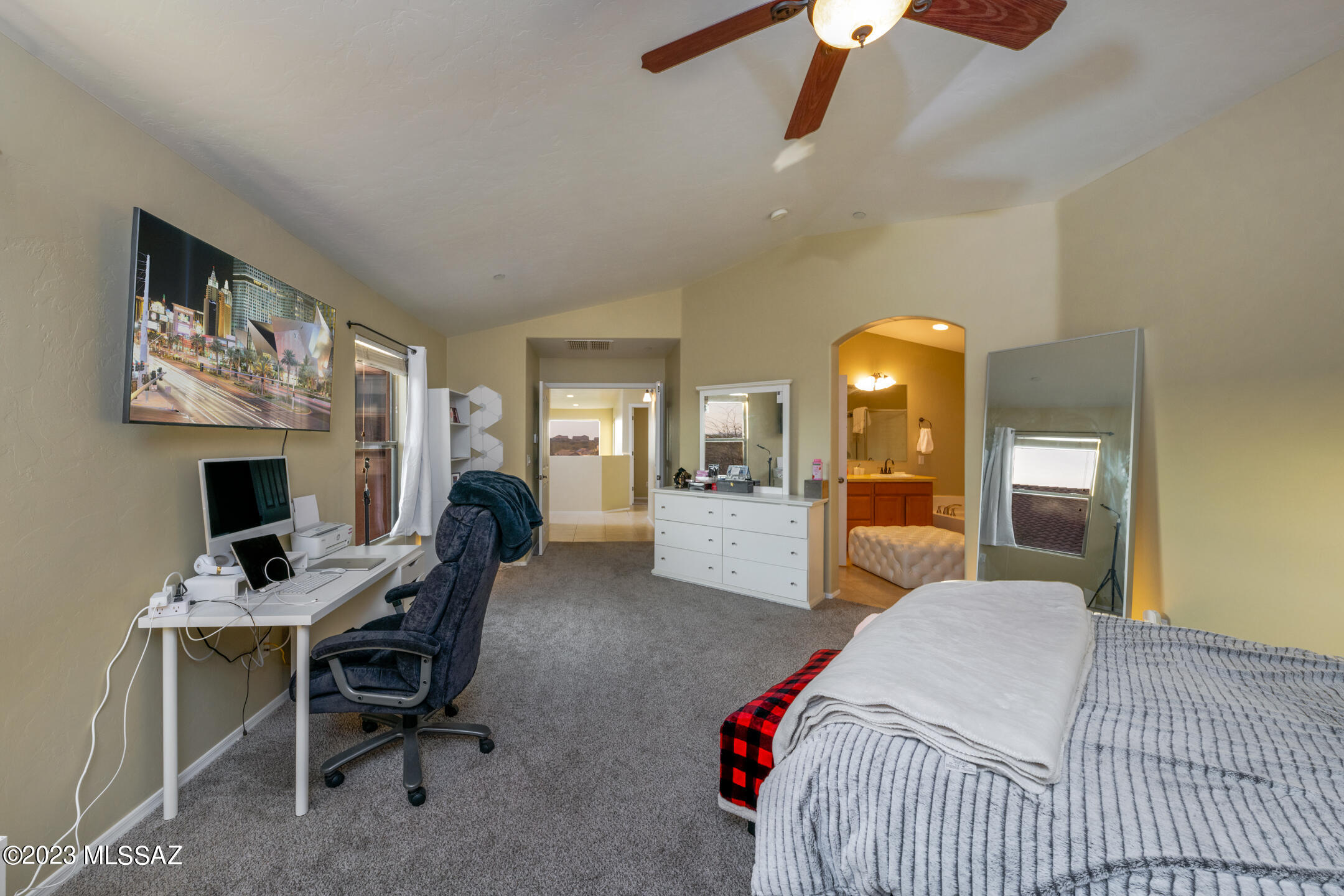 39280 Mountain Shadow Drive