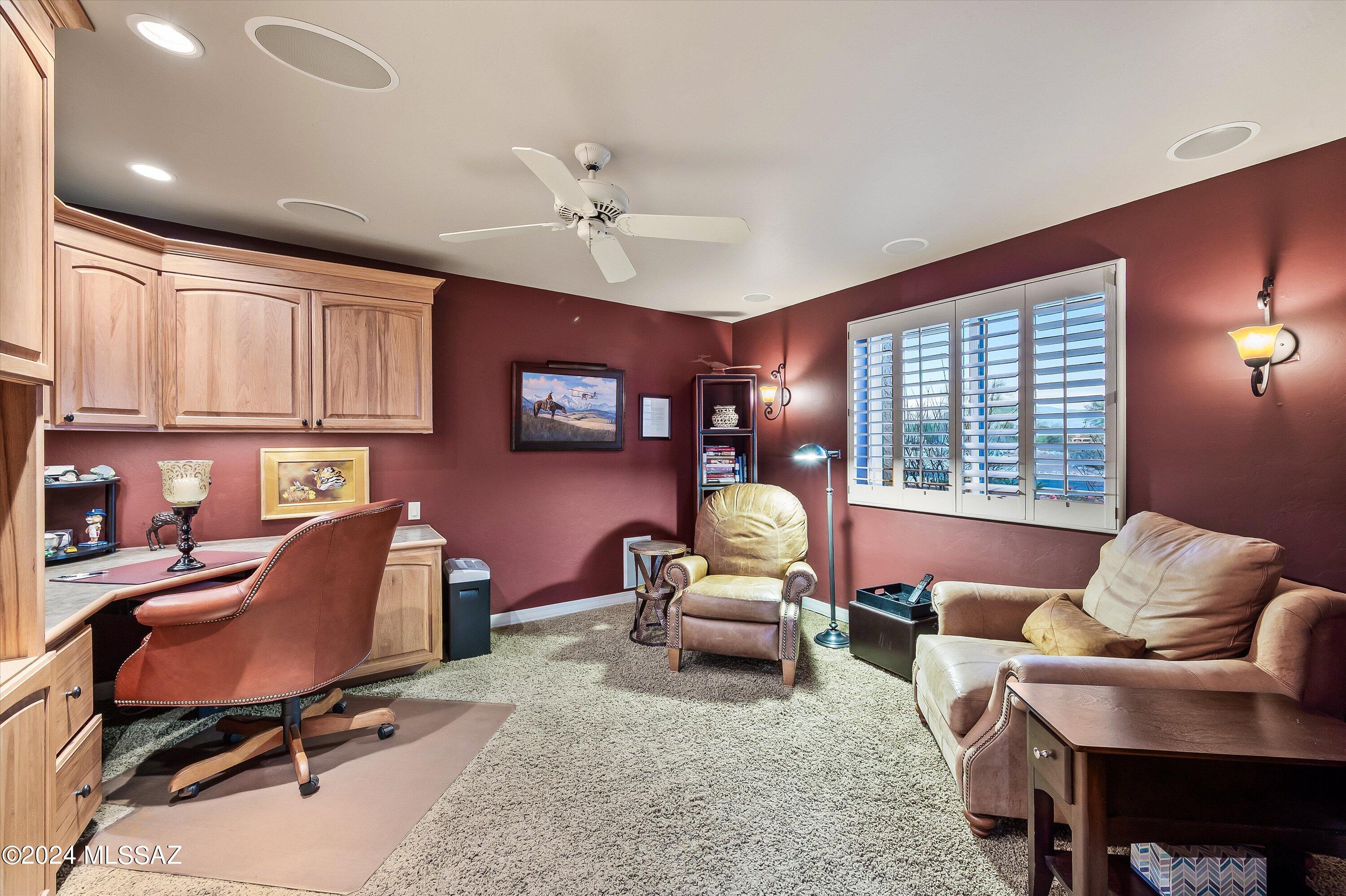 4481 N Via Masina