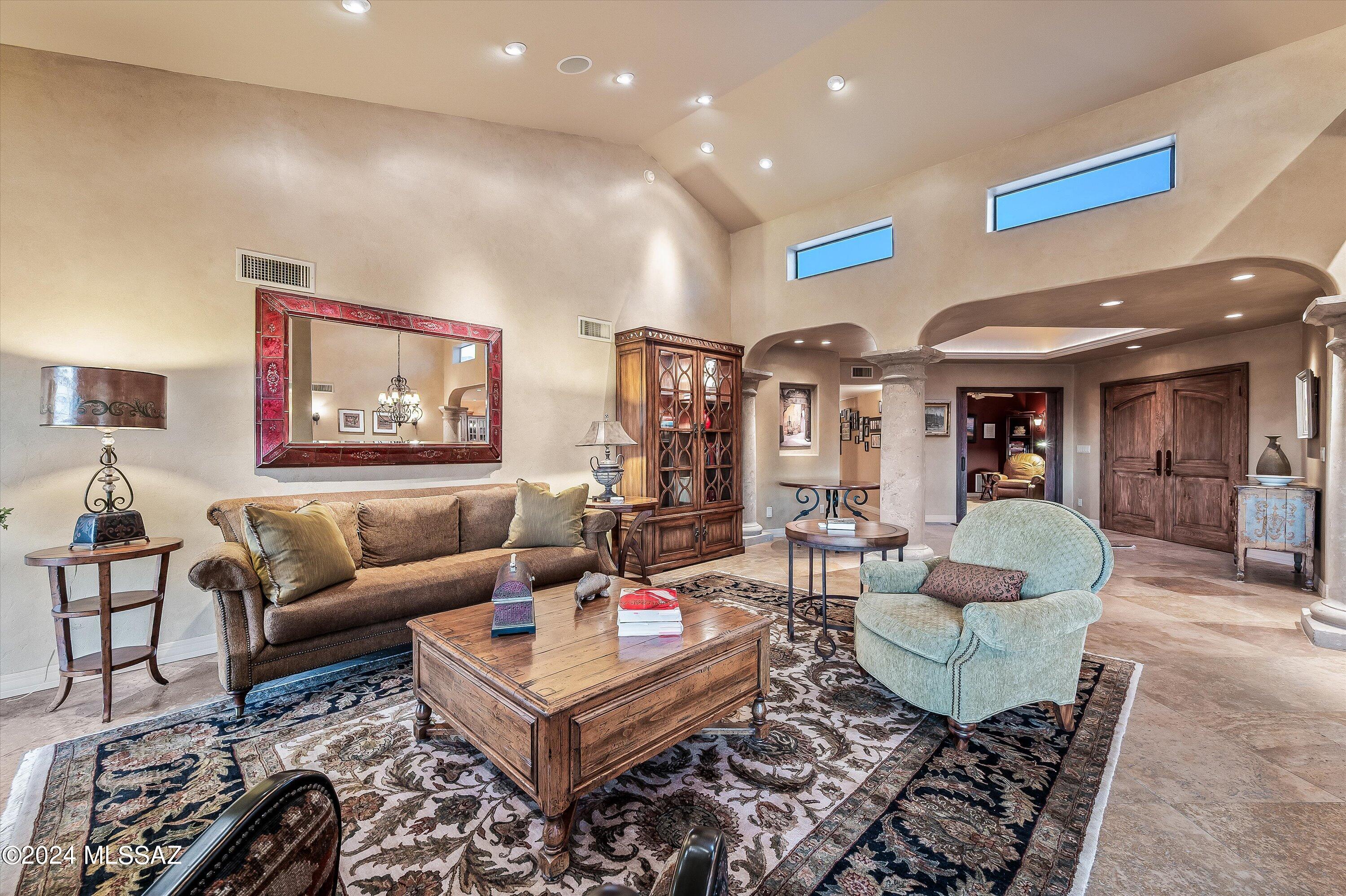 4481 N Via Masina