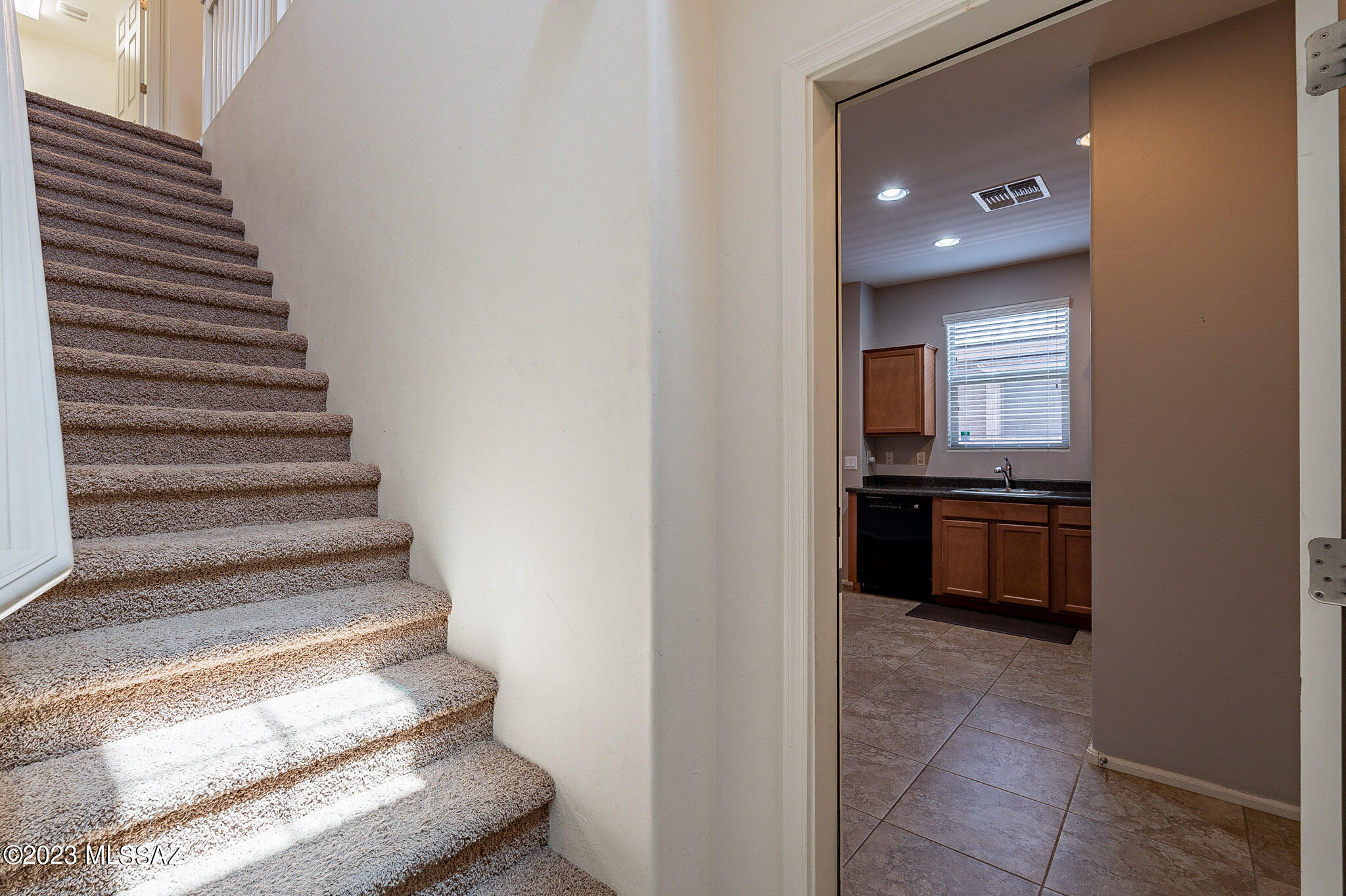 10457 S Boot Hill Way