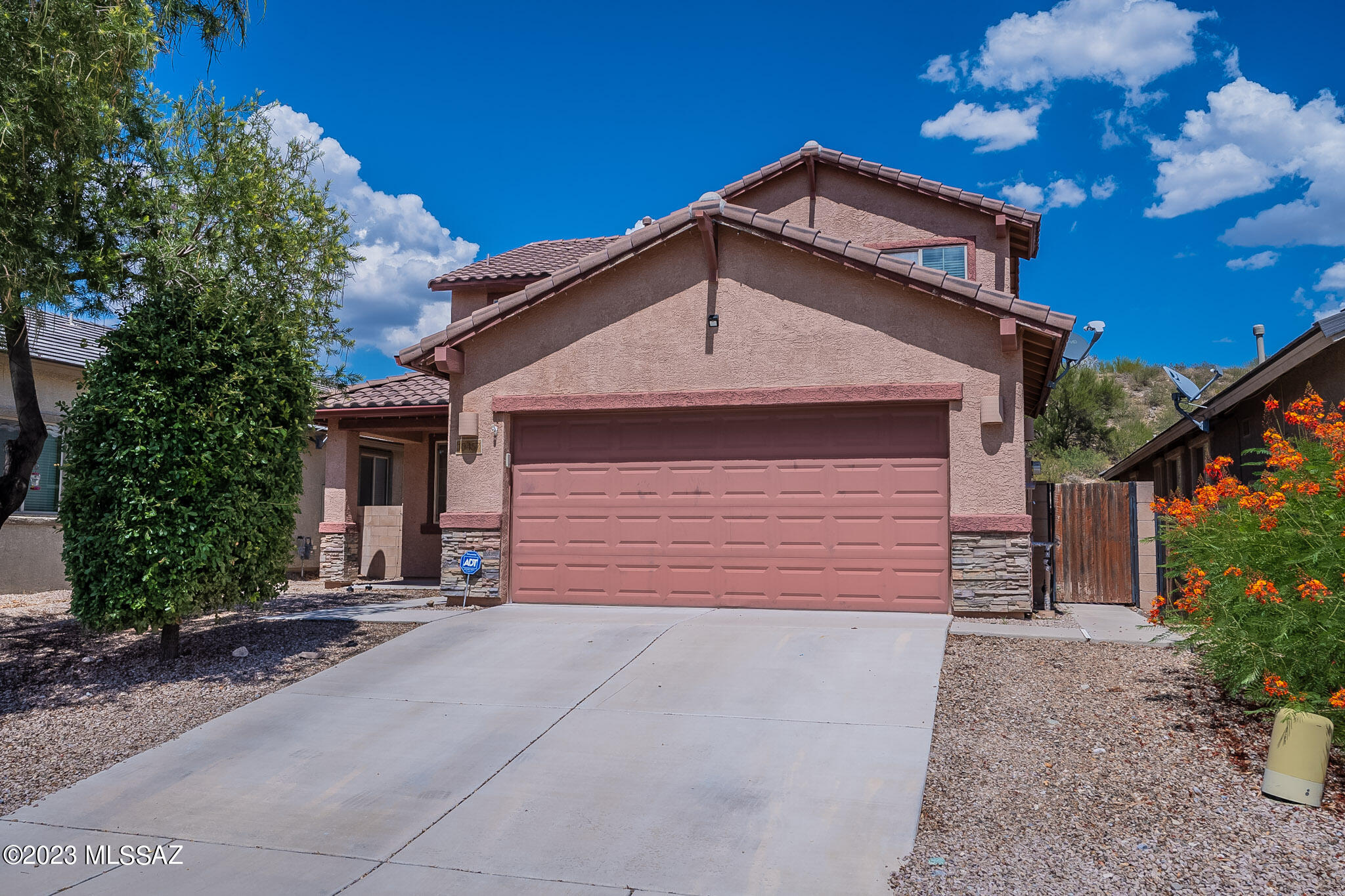 10457 S Boot Hill Way