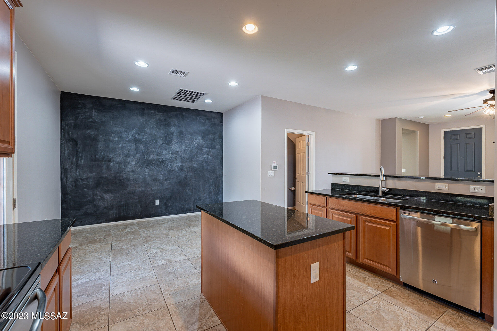 10457 S Boot Hill Way