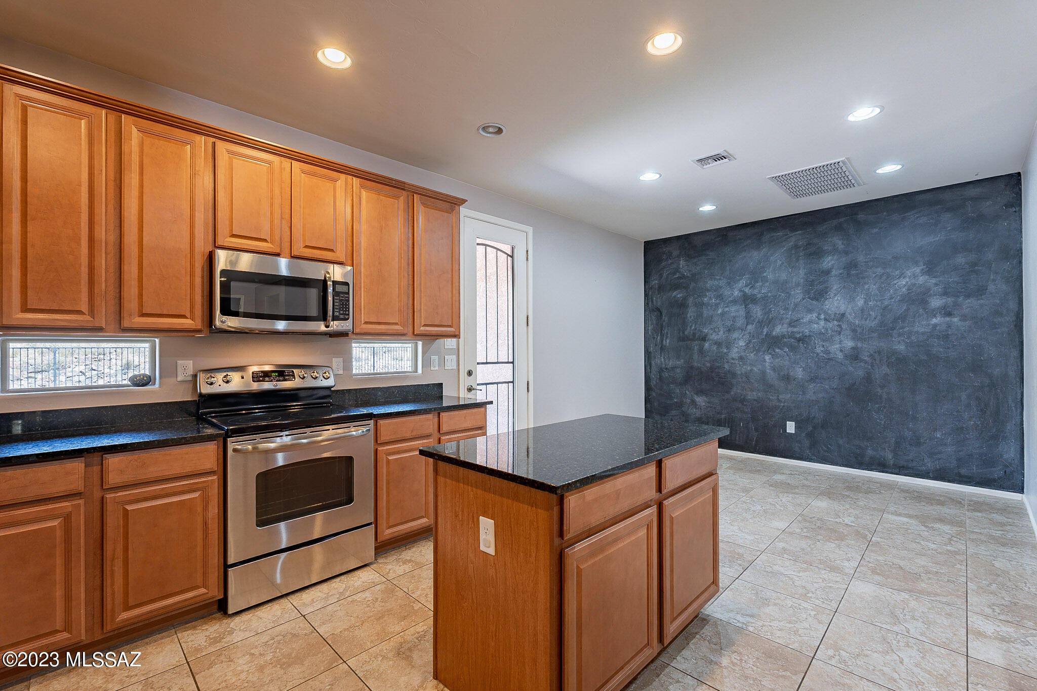 10457 S Boot Hill Way