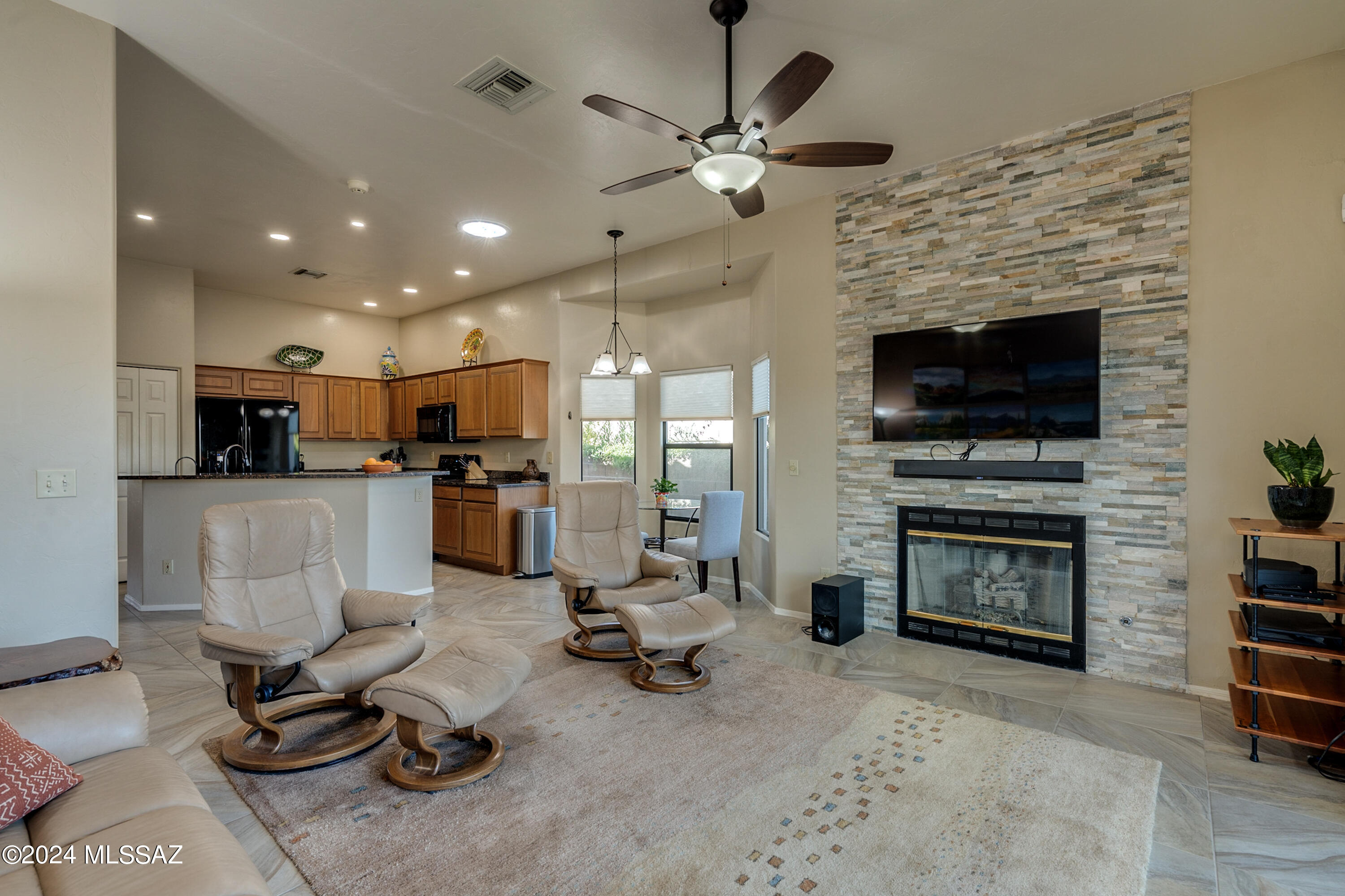 10561 E Wildfire Drive