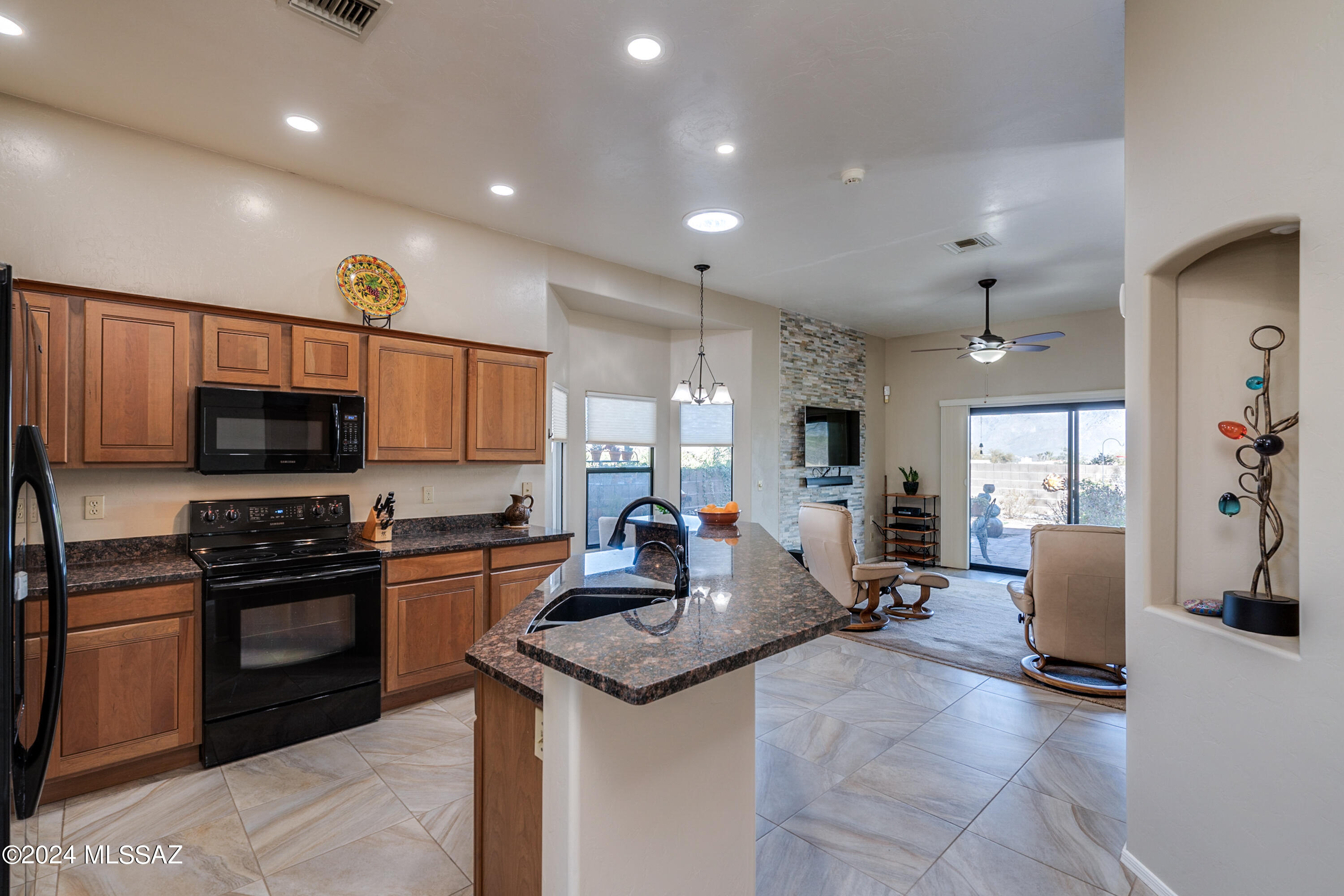10561 E Wildfire Drive