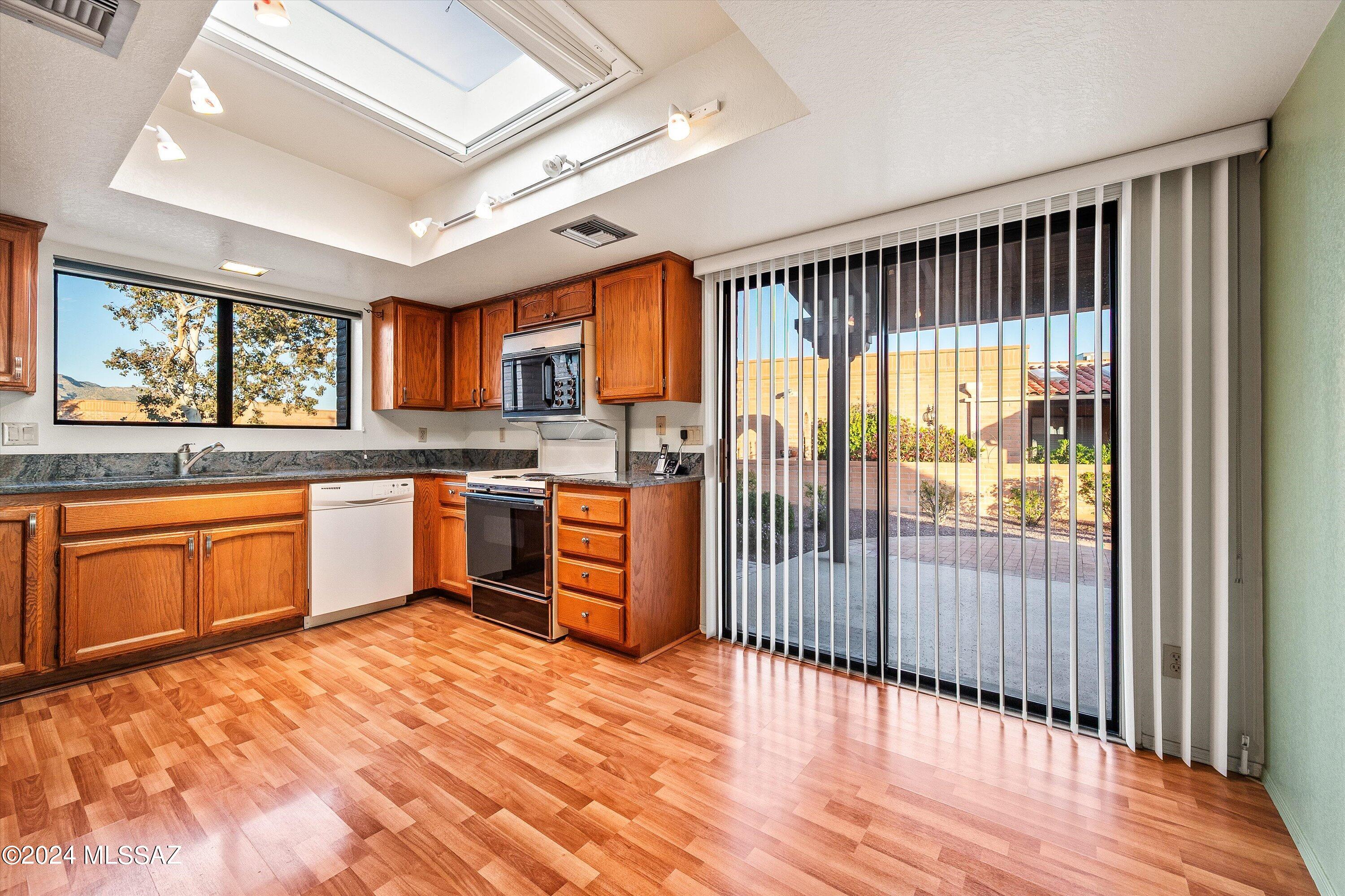 4549 N Trocha Alegre