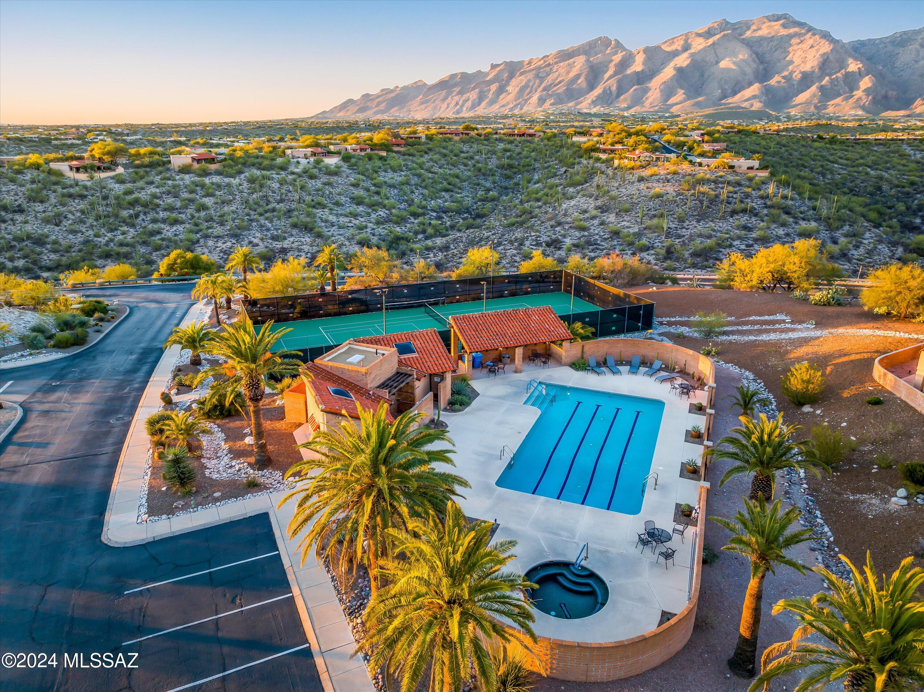 4549 N Trocha Alegre