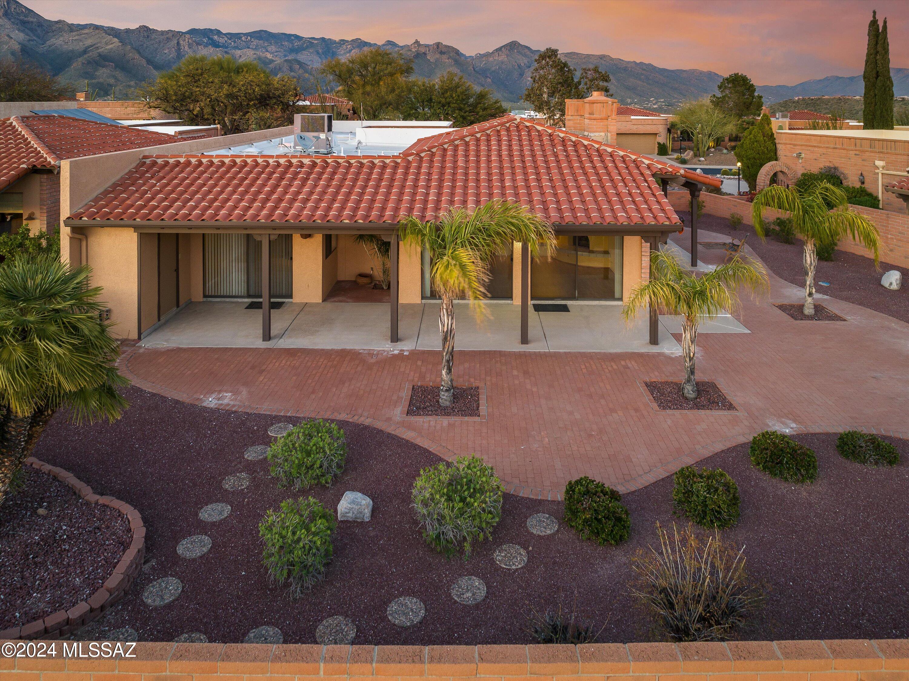 4549 N Trocha Alegre