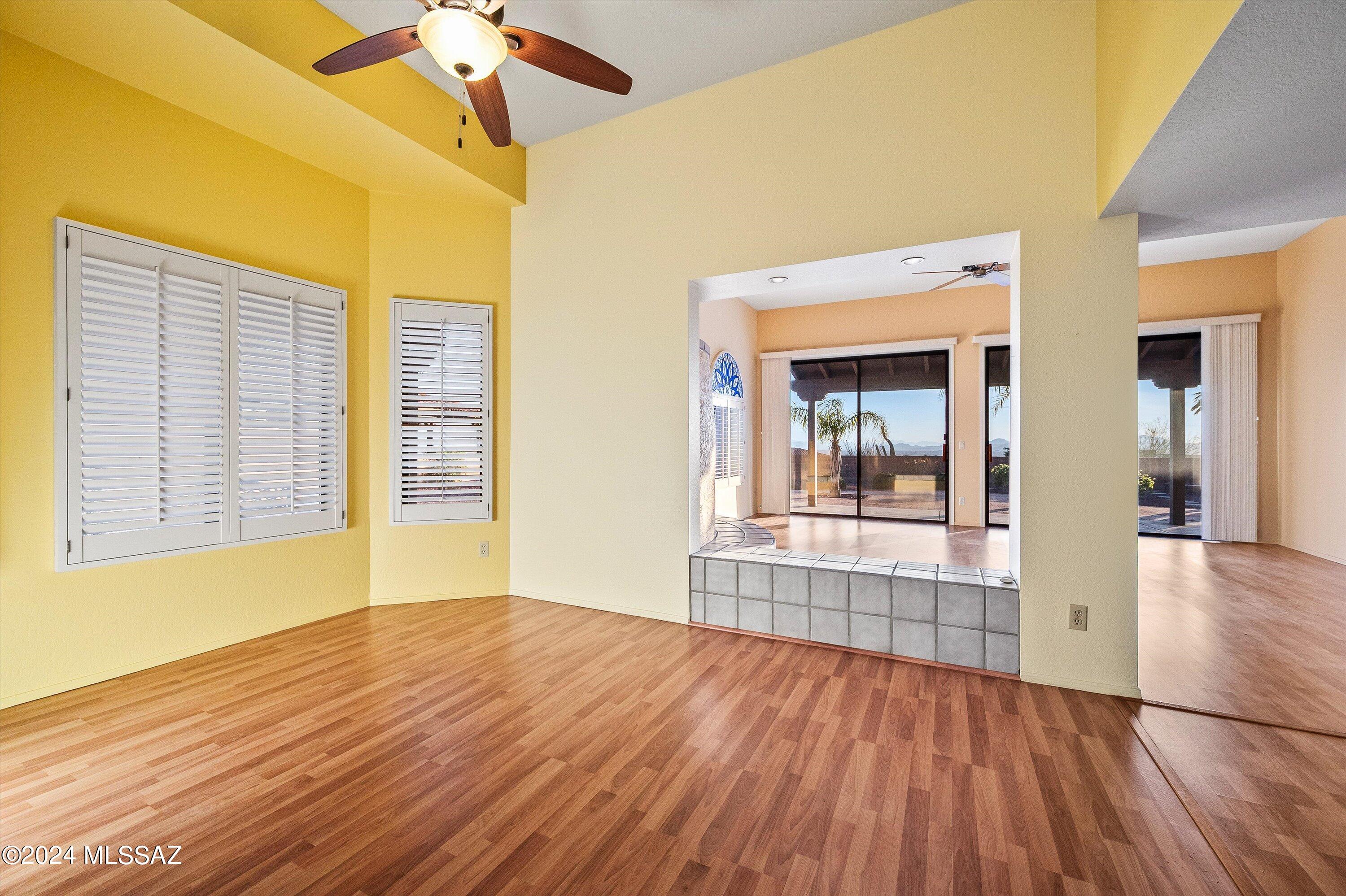 4549 N Trocha Alegre