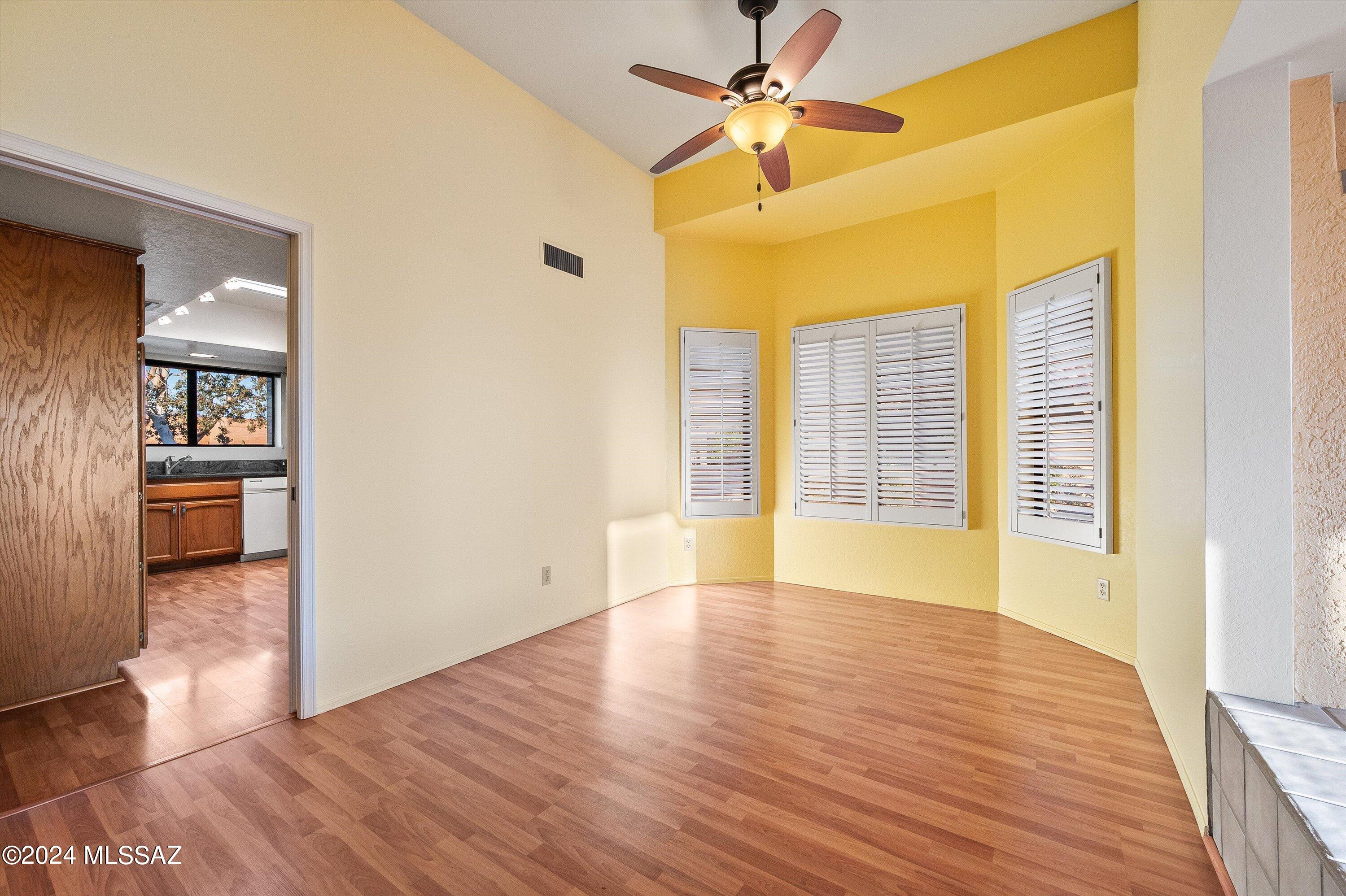 4549 N Trocha Alegre