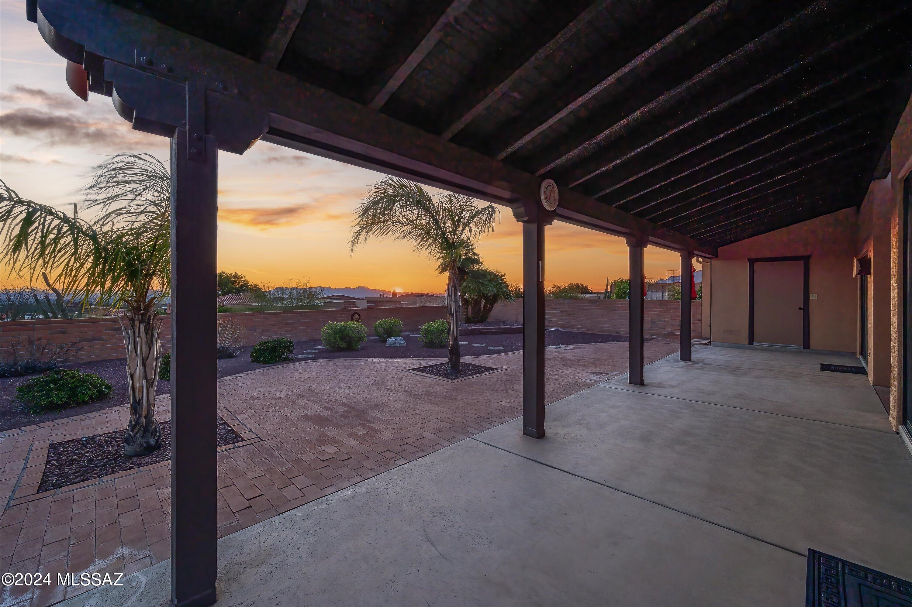 4549 N Trocha Alegre