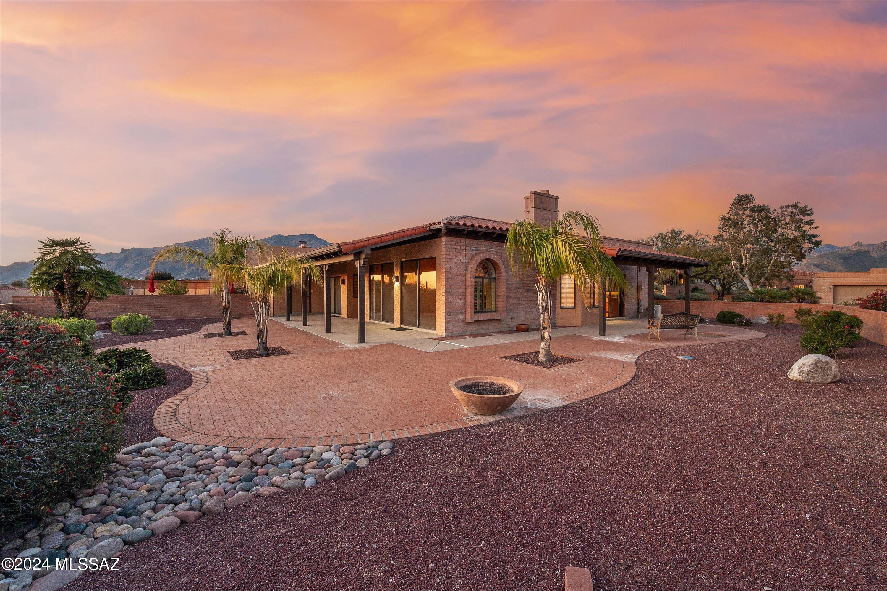 4549 N Trocha Alegre