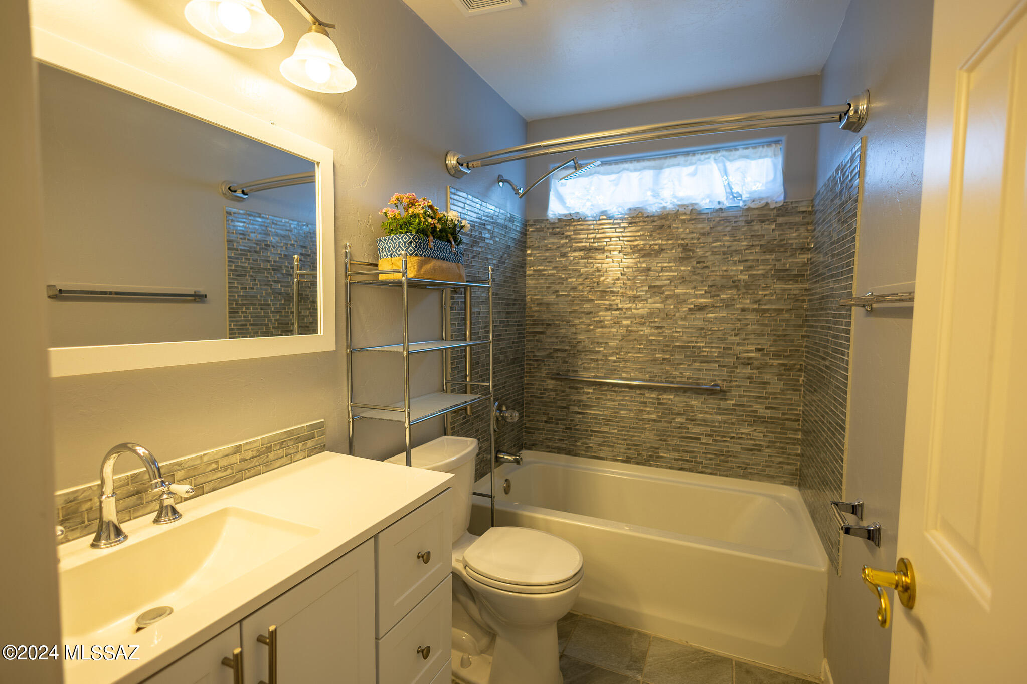 8236 S Lost Mountain Road