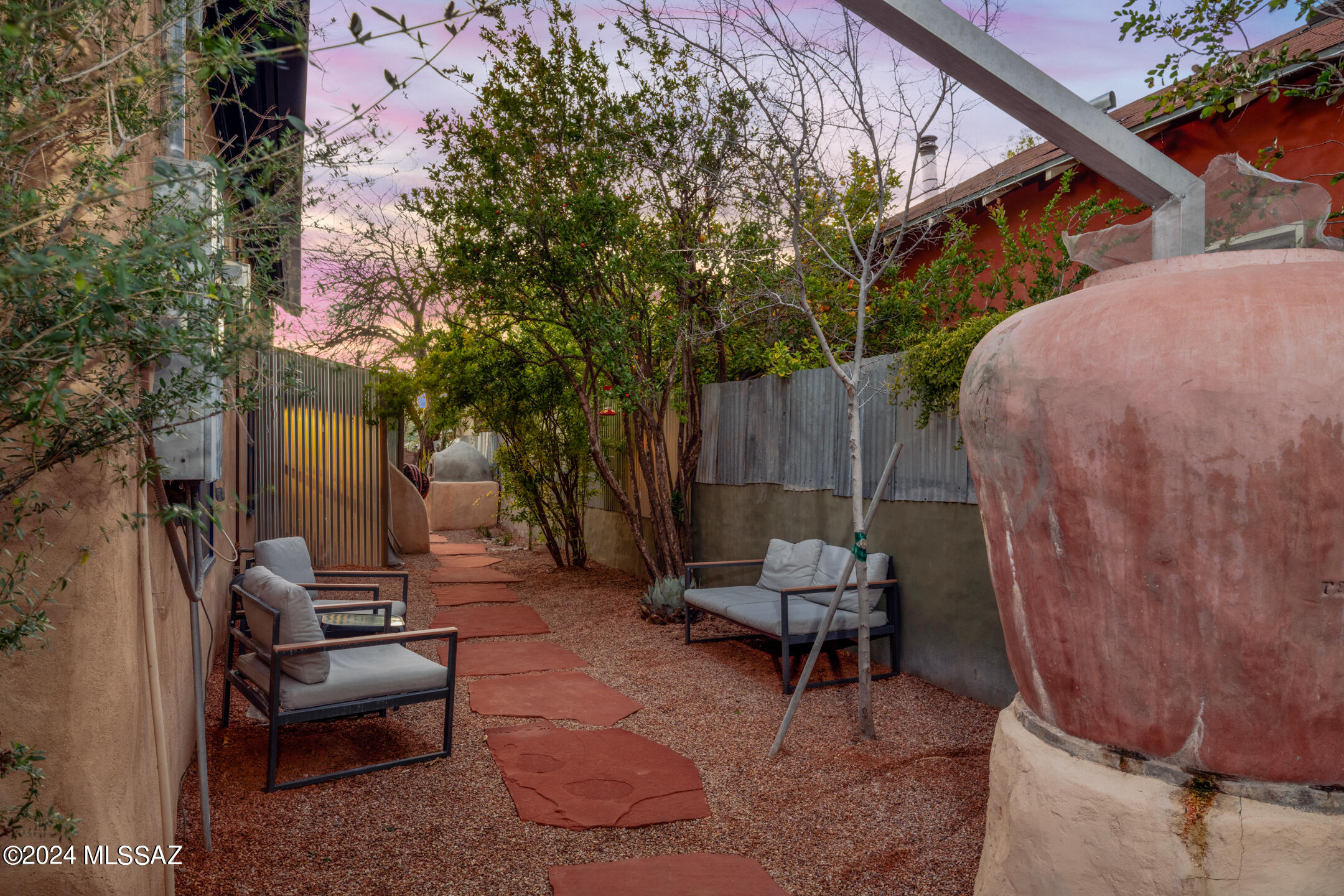 607 N 9th Avenue