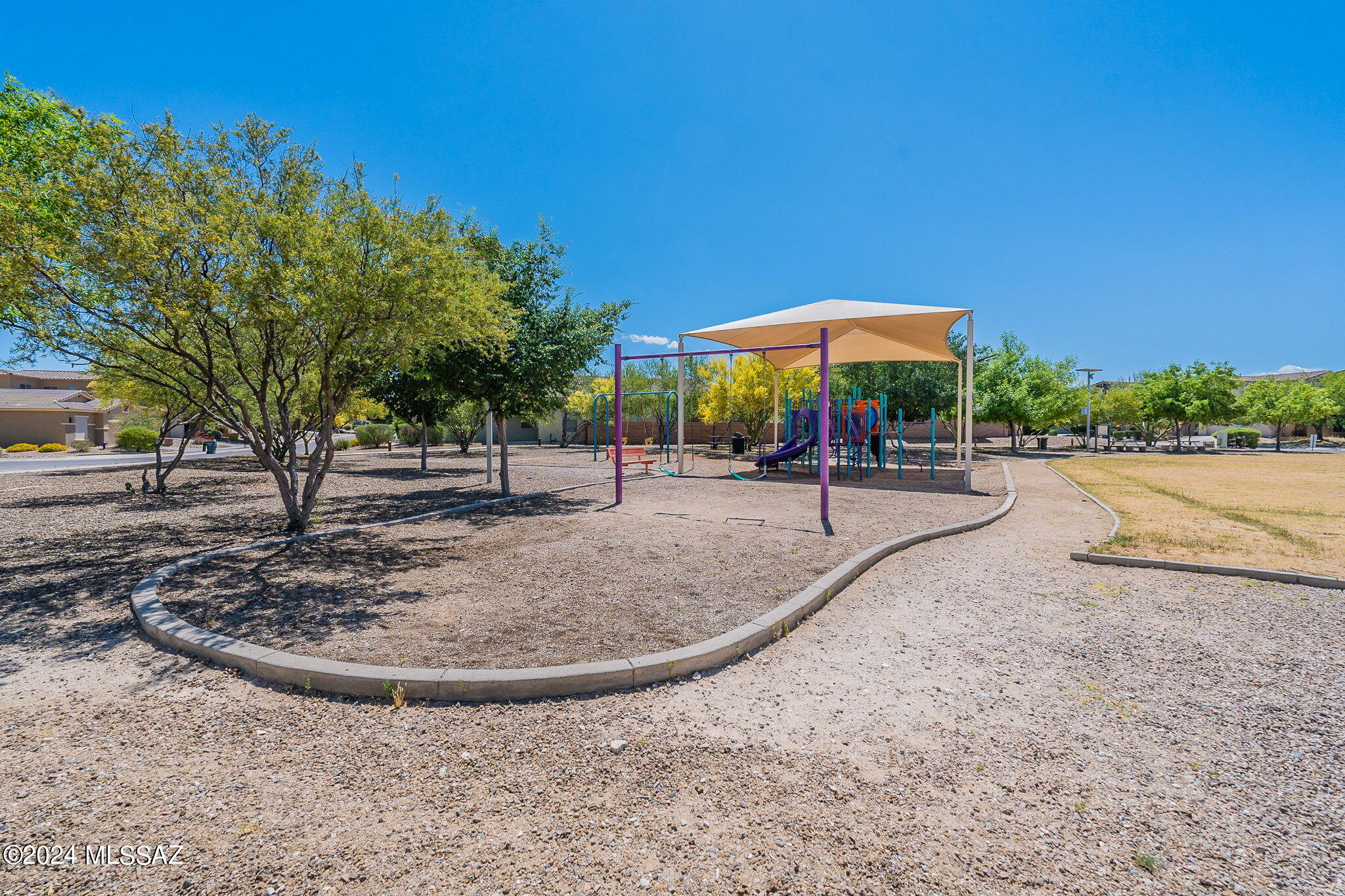 10045 E Cedar Hill Drive