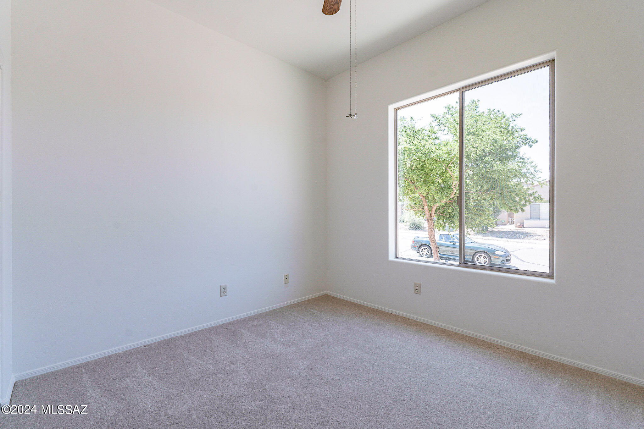10045 E Cedar Hill Drive