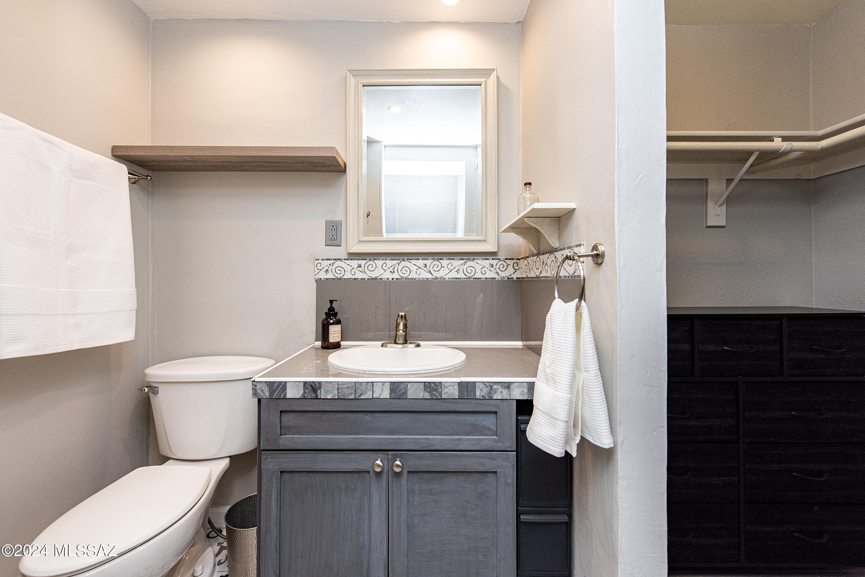 1745 E Glenn Street Unit: 239