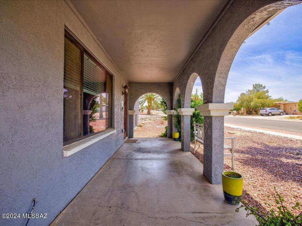 4074 W Red Wing Street