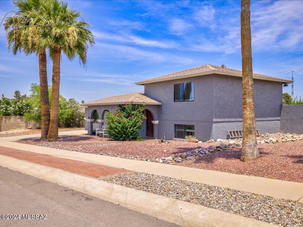 4074 W Red Wing Street