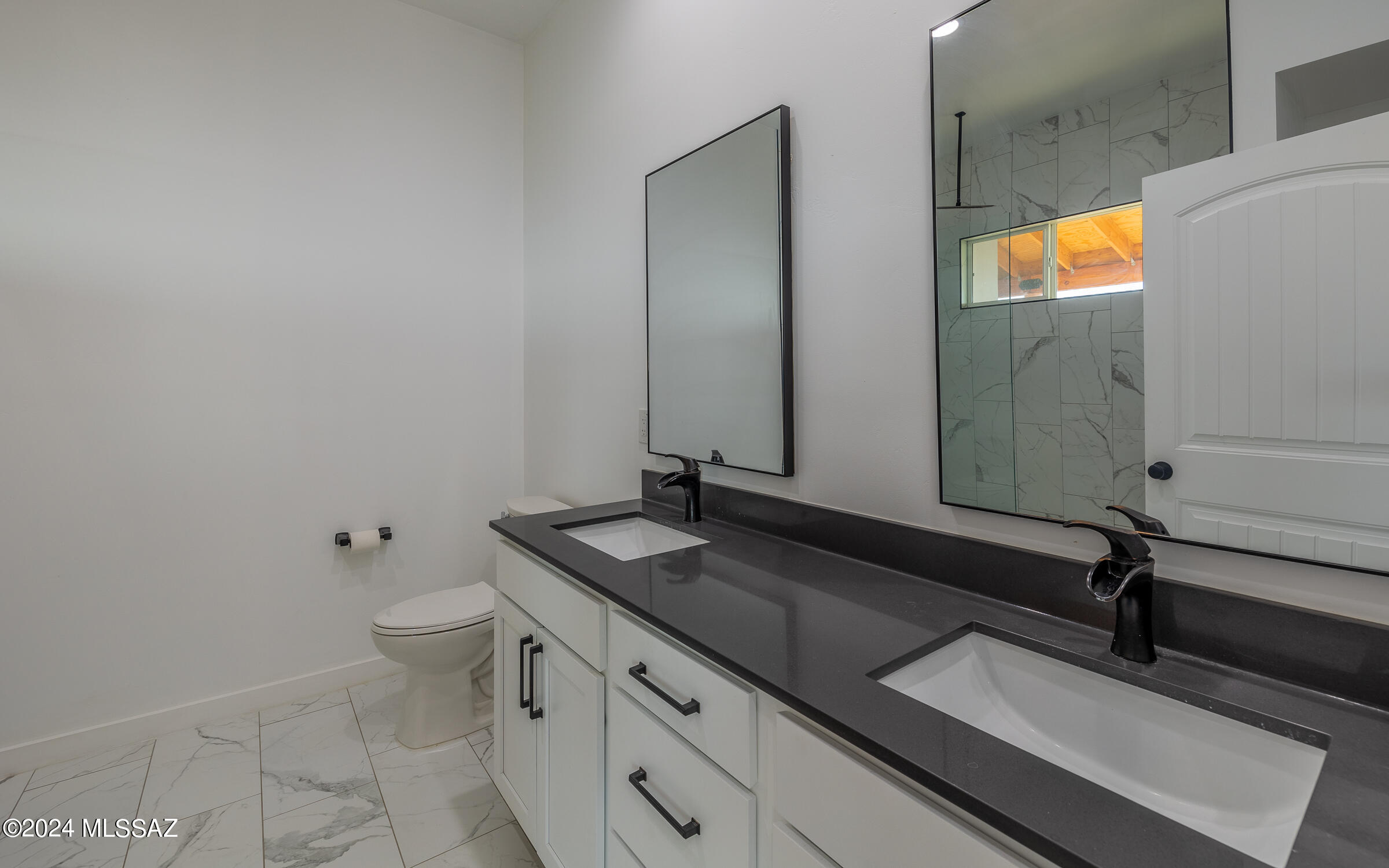 11261 E Camino Aurelia