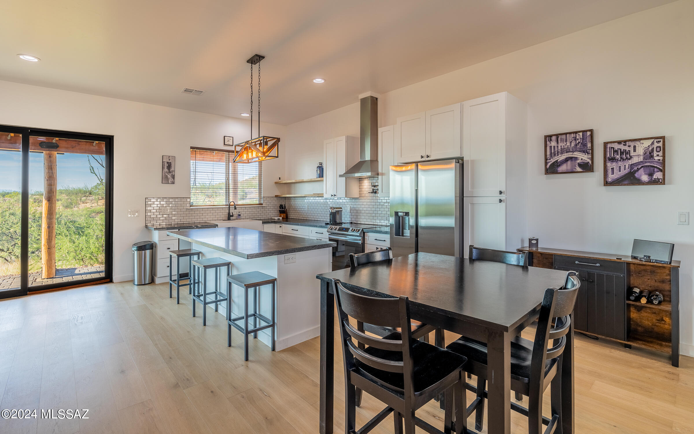 11261 E Camino Aurelia