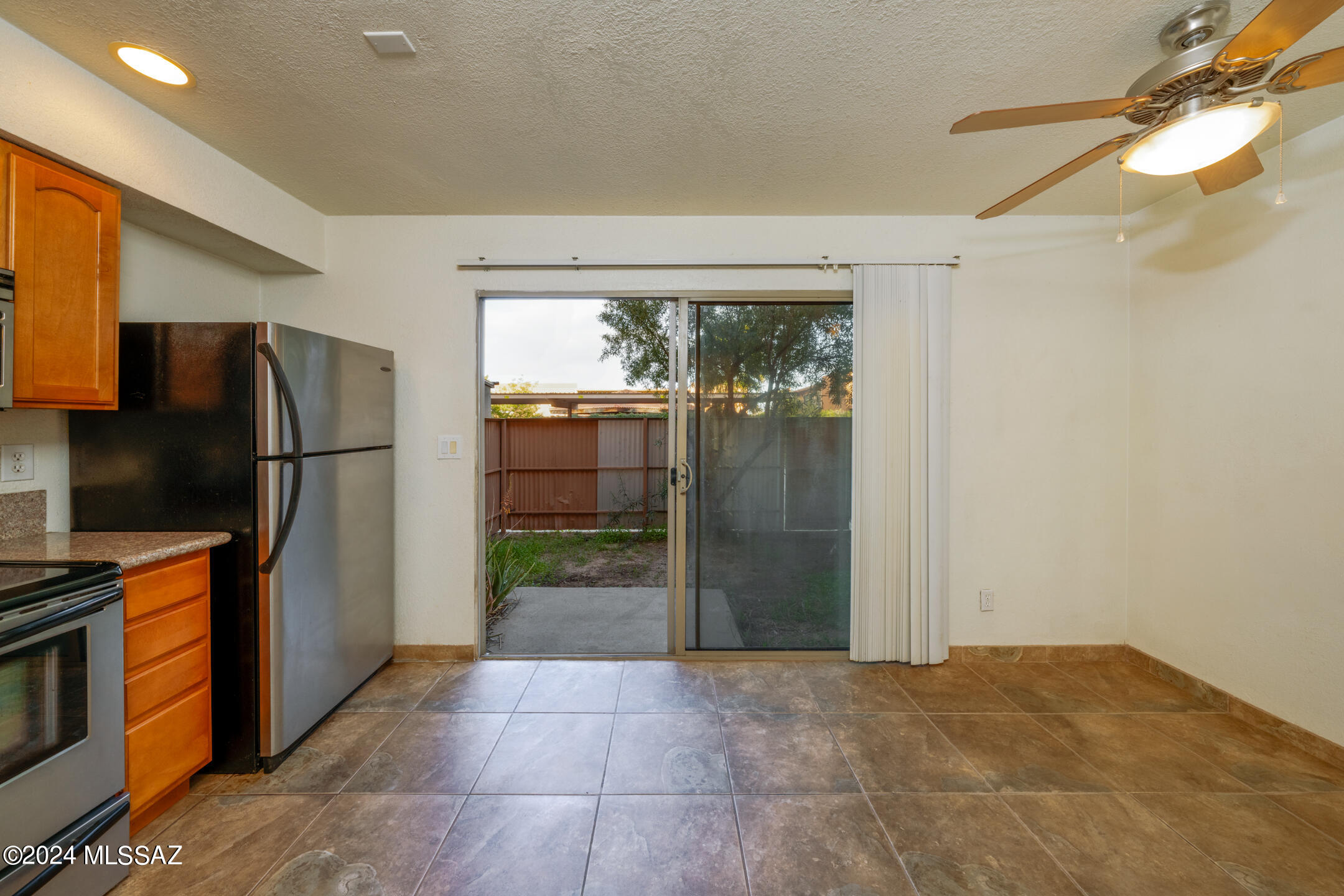 2950 N Alvernon Way Unit: 6105