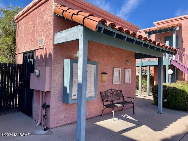 2559 N Tucson Boulevard