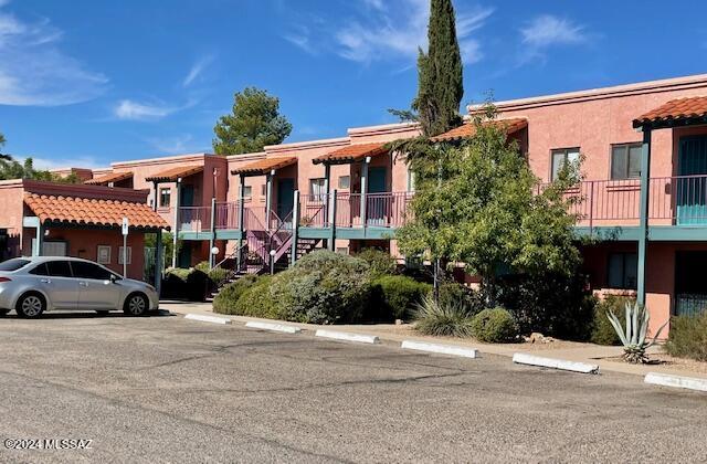 2559 N Tucson Boulevard