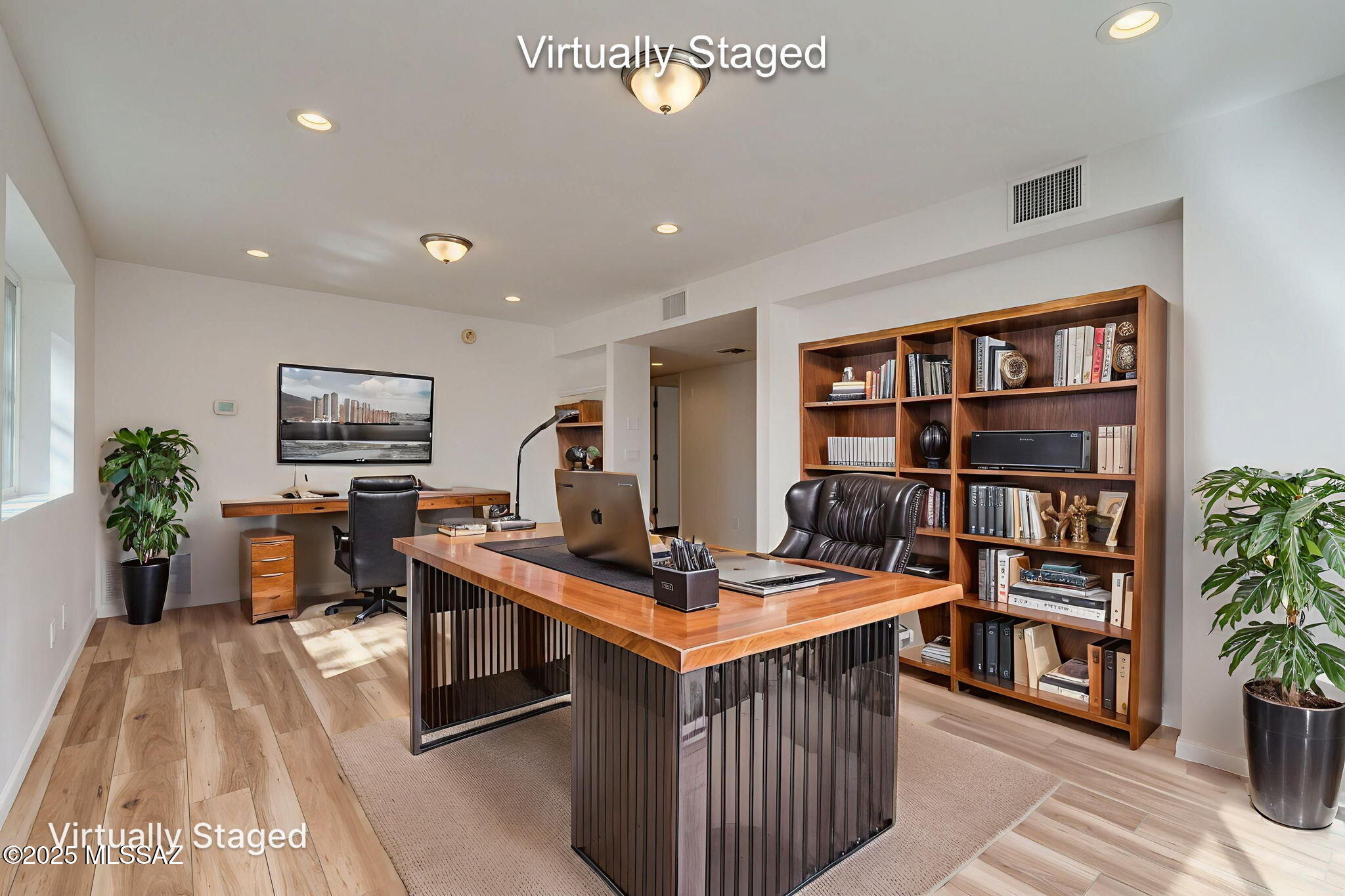 11421 E Holster Drive