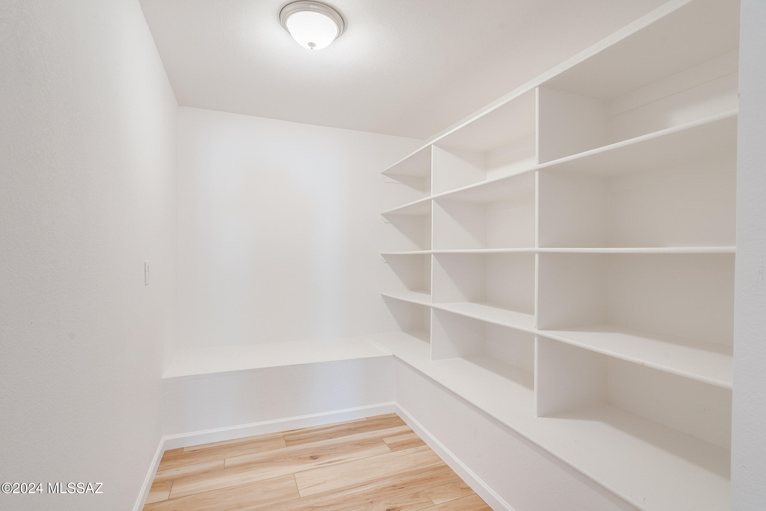 11421 E Holster Drive