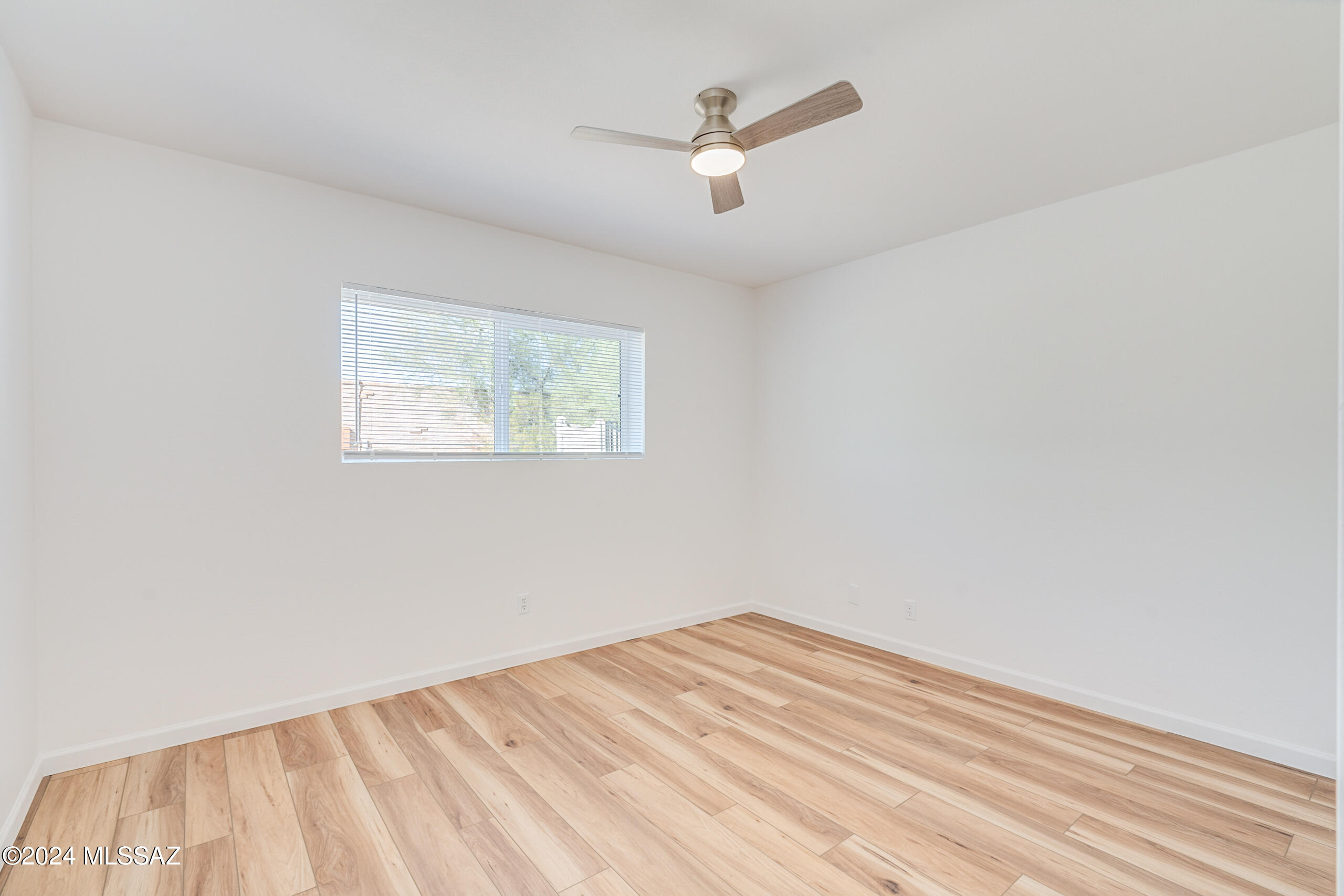 11421 E Holster Drive