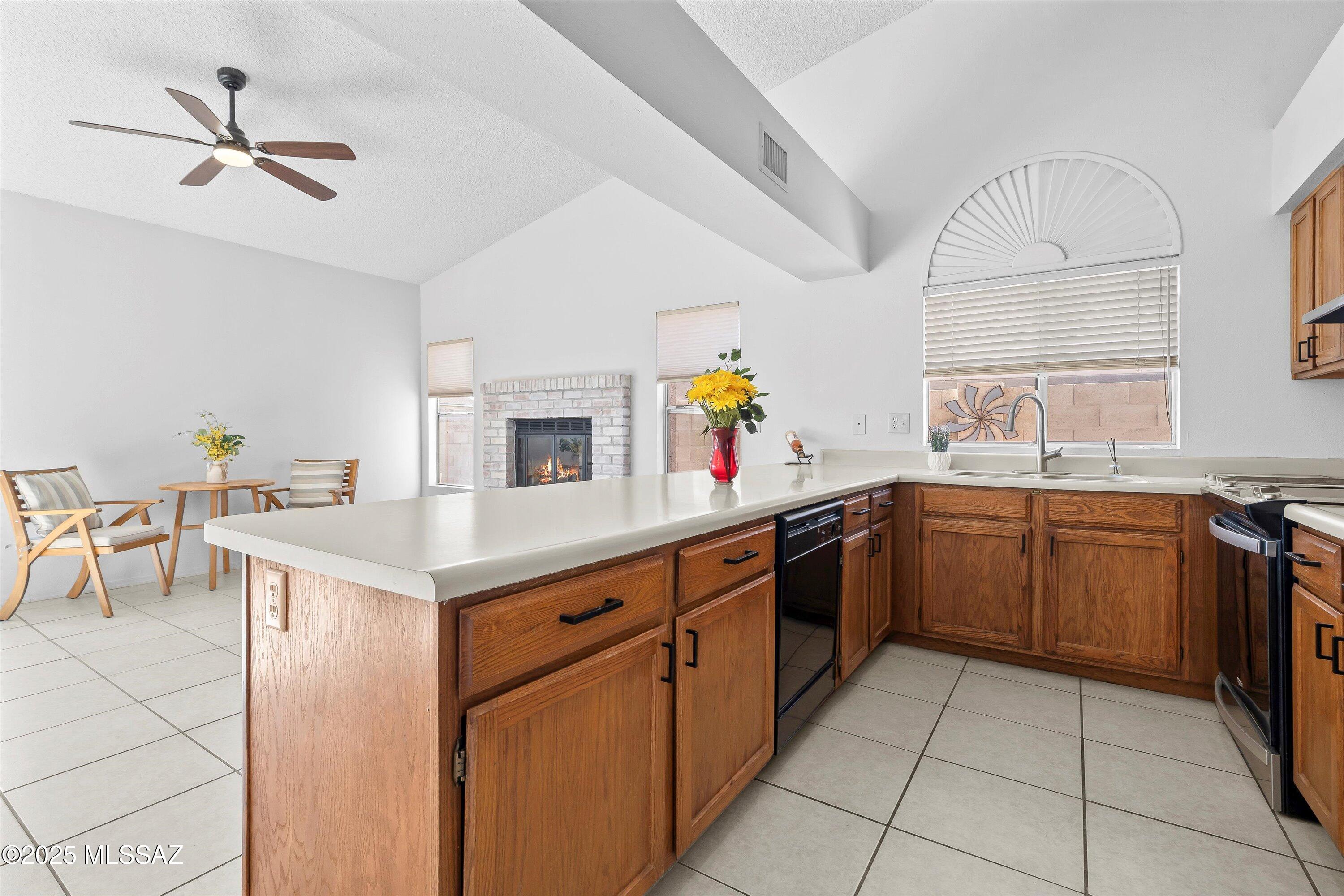 5209 W Nighthawk Way