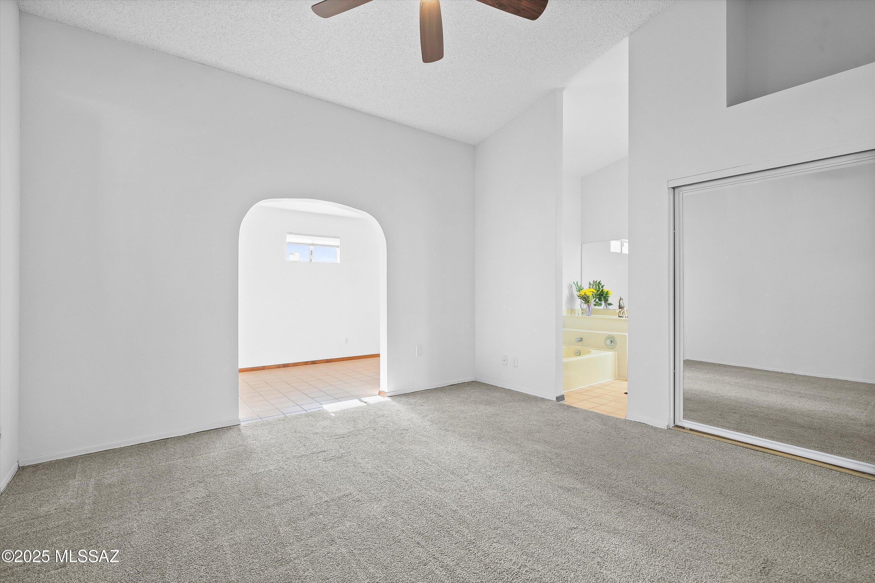 5209 W Nighthawk Way