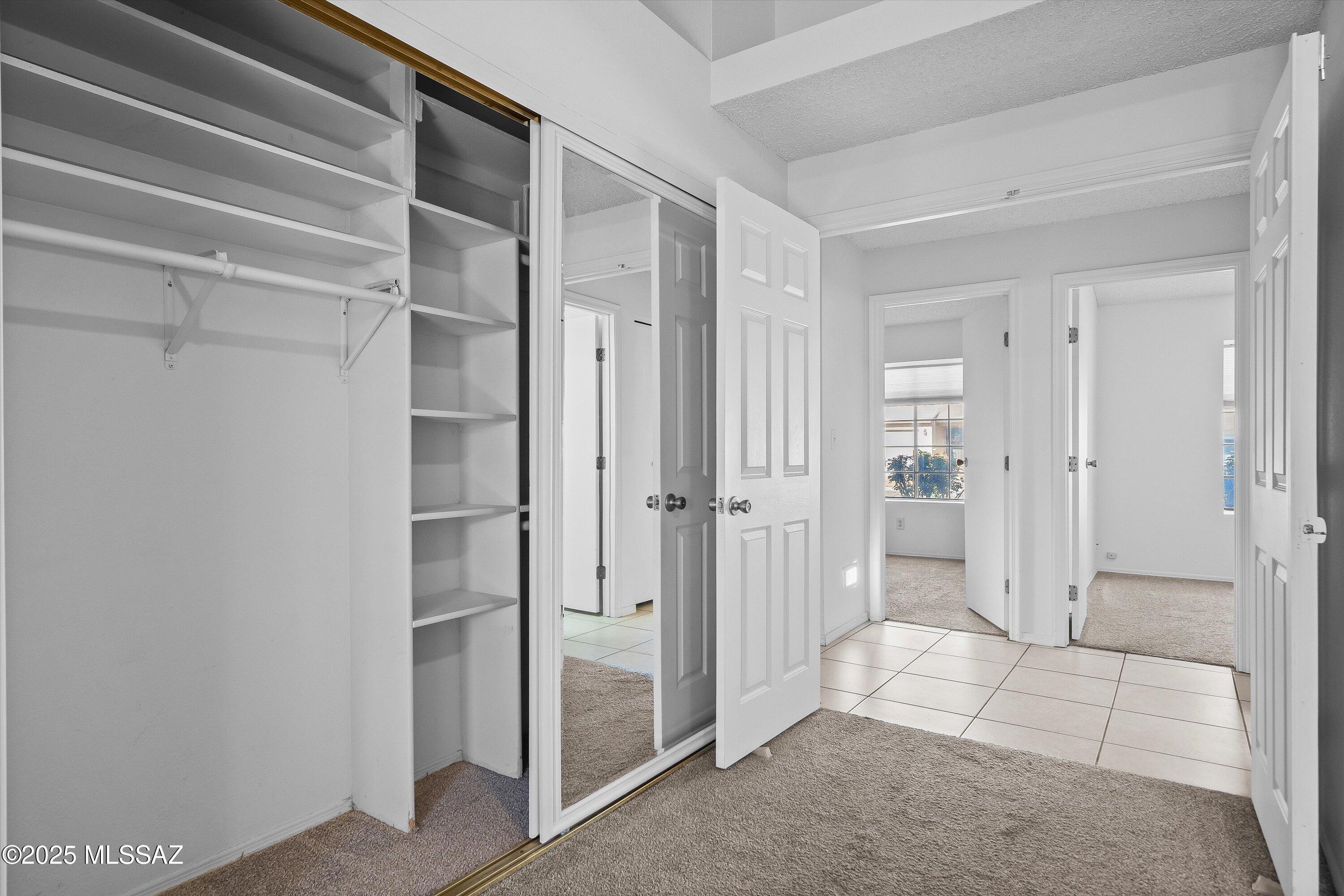 5209 W Nighthawk Way