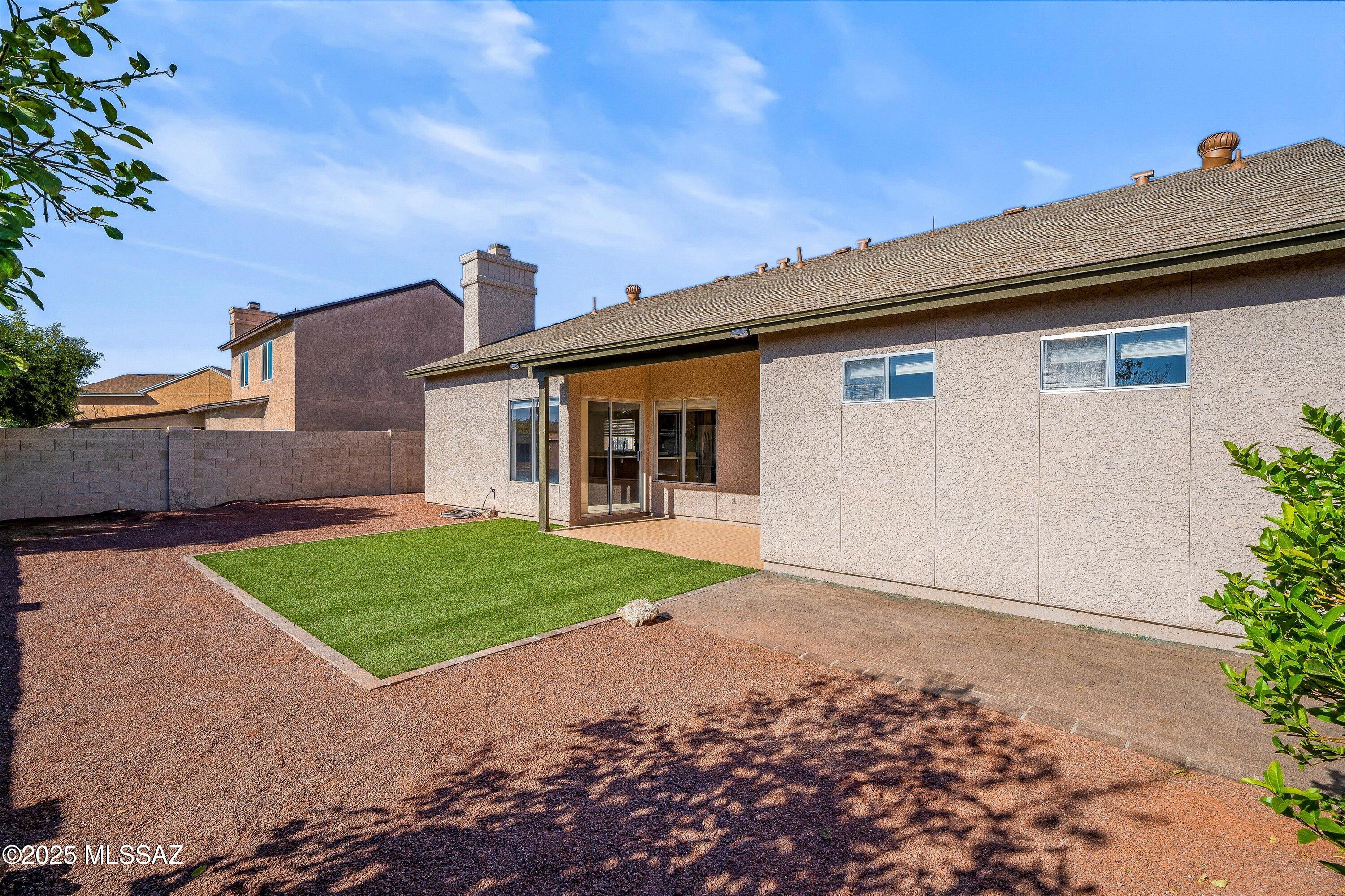 5209 W Nighthawk Way